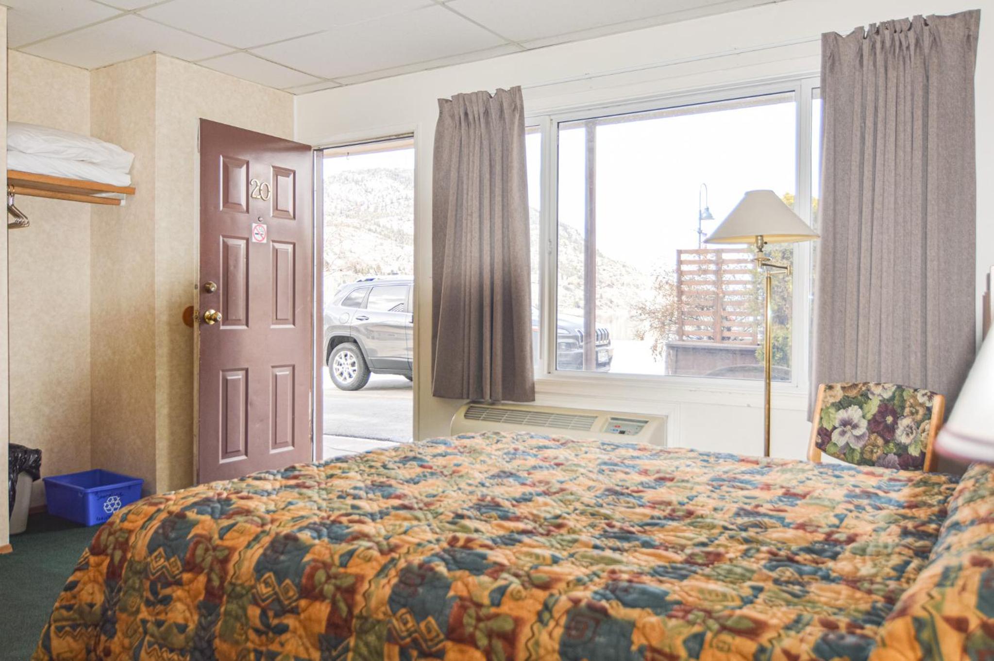 Shoreline Resort Condominiums