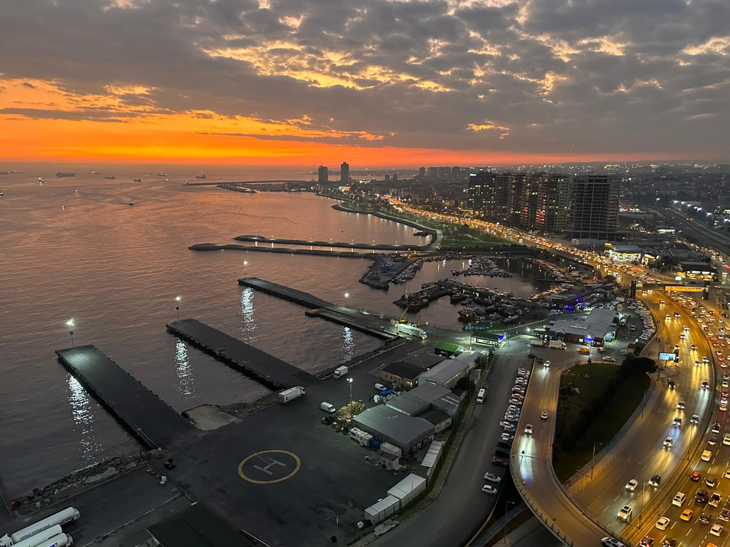 Ottomare Suites luxury apartment with pool with amazing view