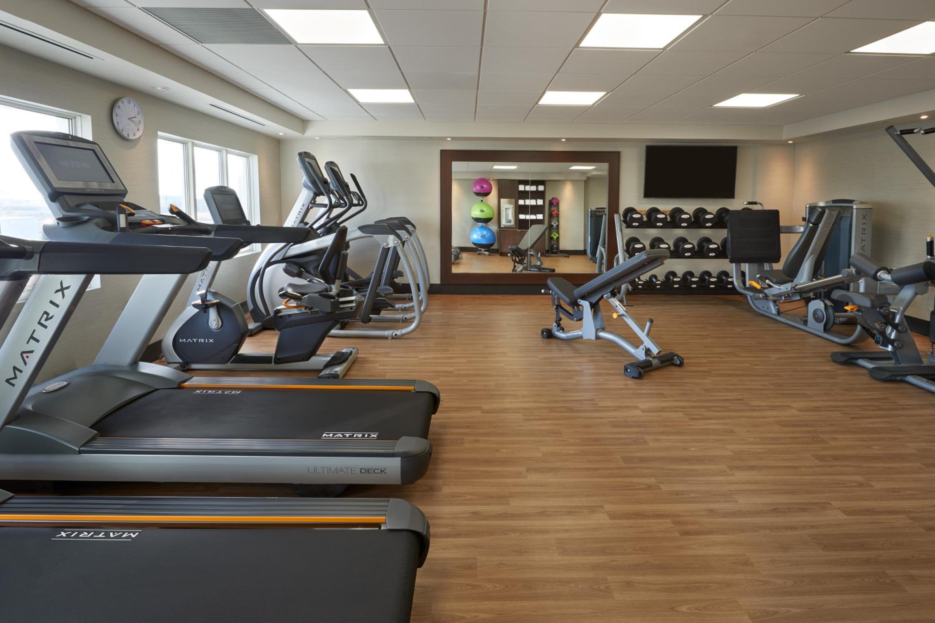 Four Points by Sheraton Vaughan - Property Image 3