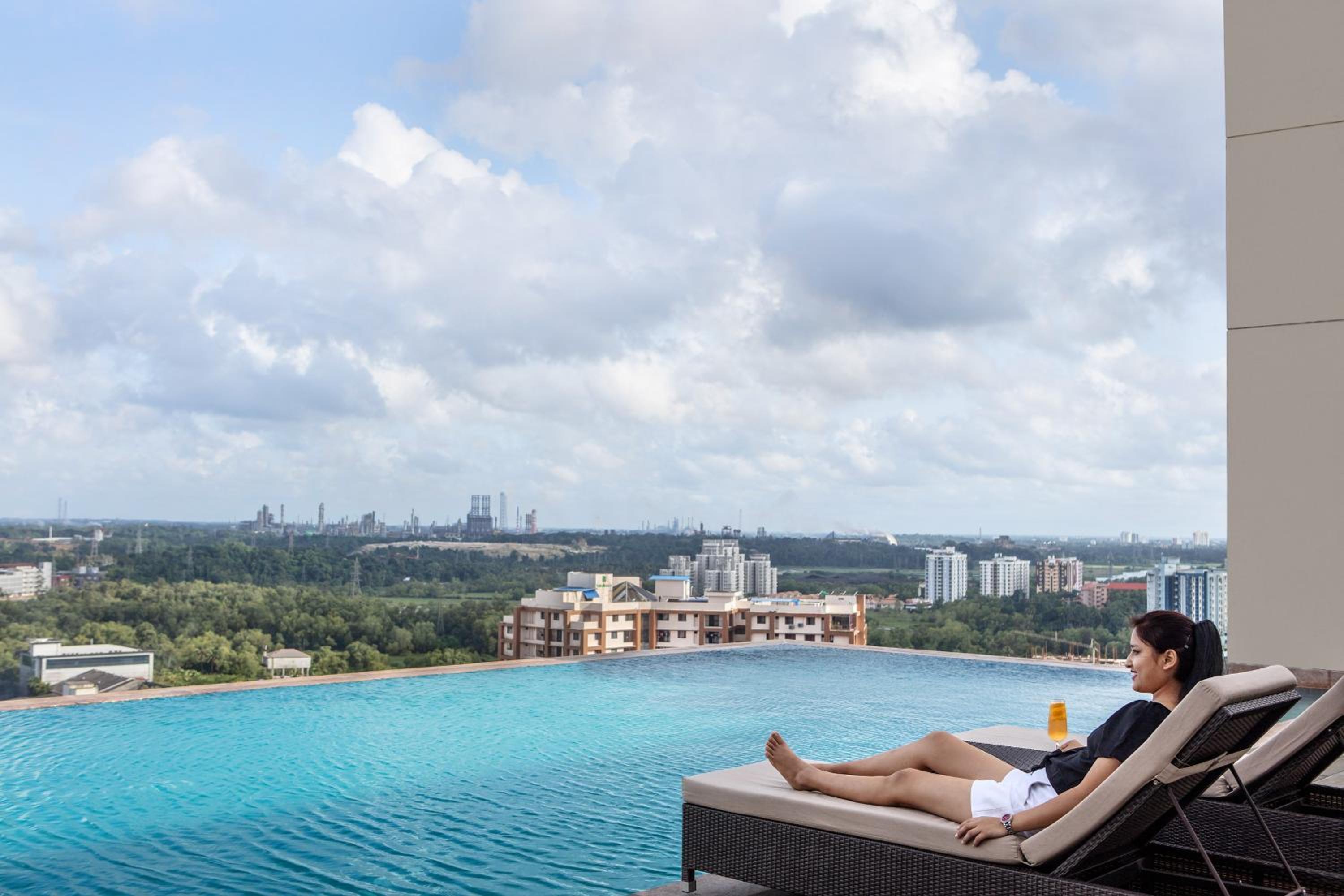 Cochin Vacations - Four Points by Sheraton Kochi Infopark - Property Image 11