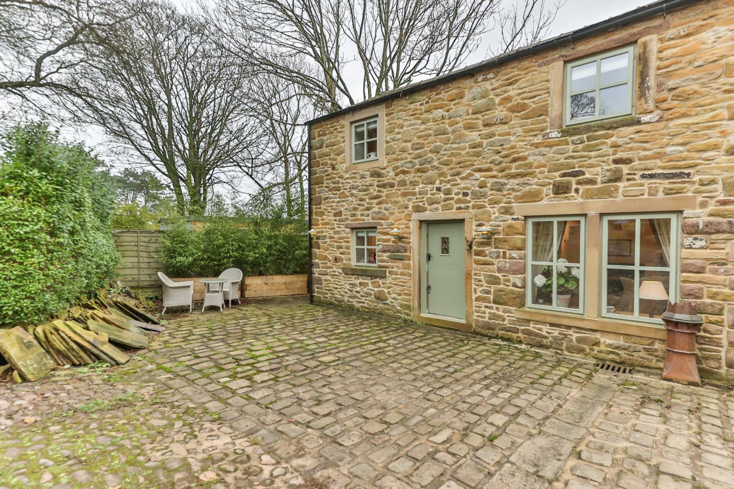 Finest Retreats - Middle Warble Stables