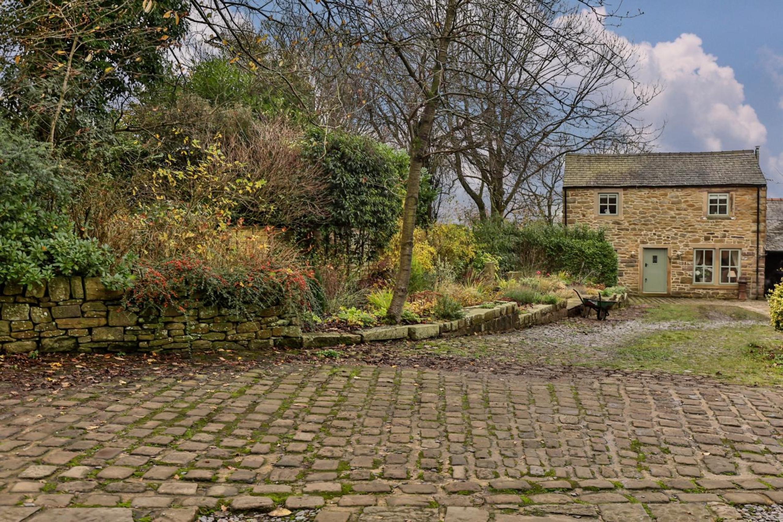 Finest Retreats - Middle Warble Stables