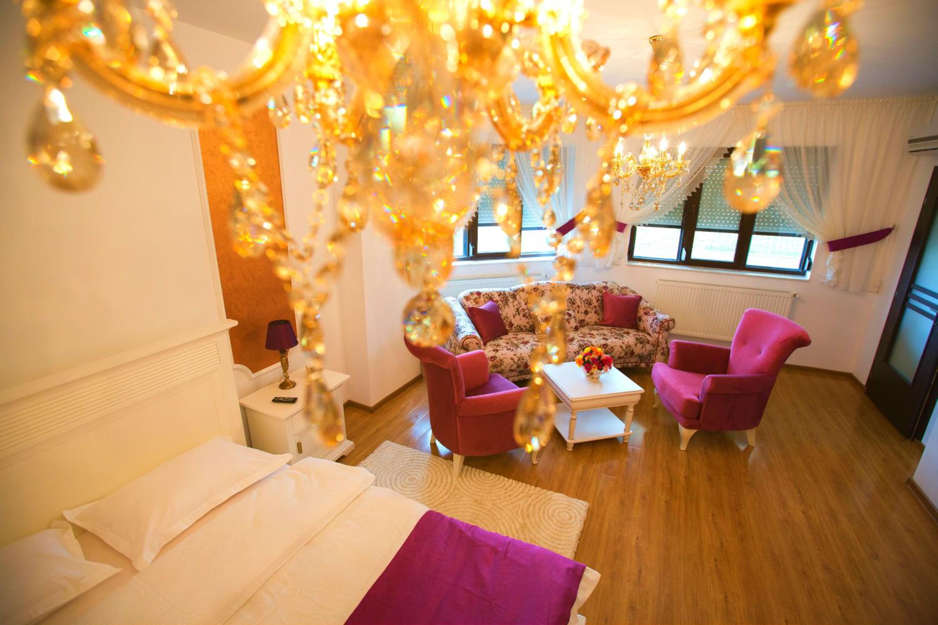 Noblesse Suite view 2