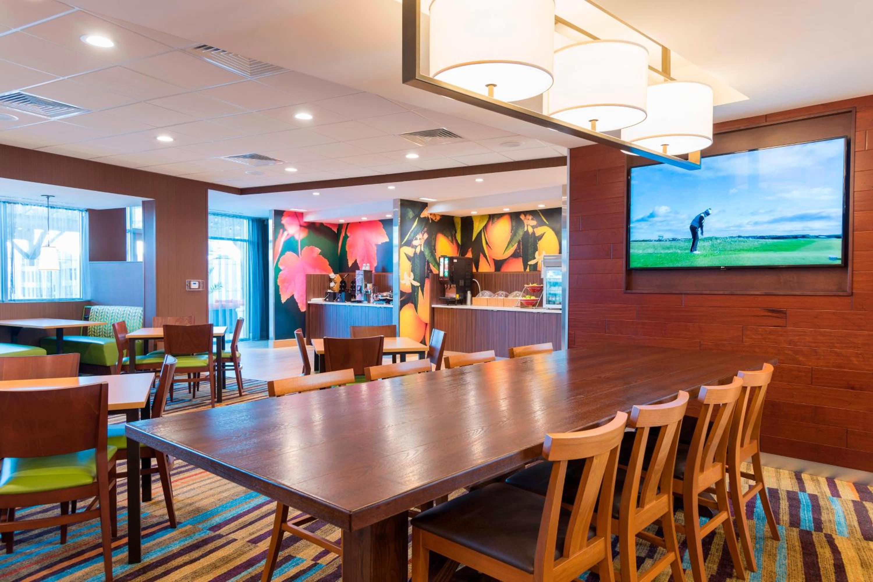 West Monroe Vacations - Fairfield Inn  Suites by Marriott West Monroe - Property Image 5