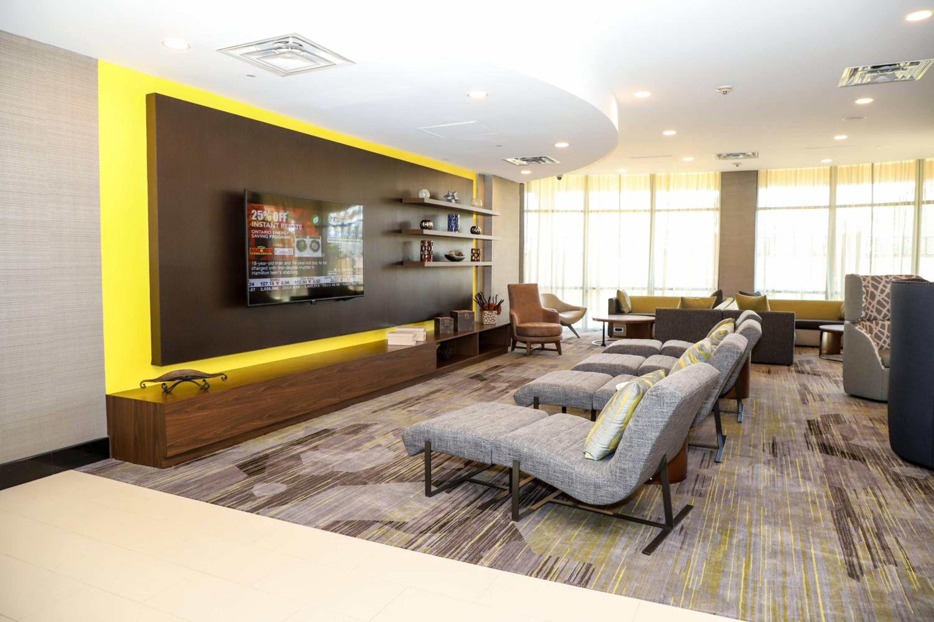 Toronto Vacations - Courtyard by Marriott Toronto Brampton - Property Image 1