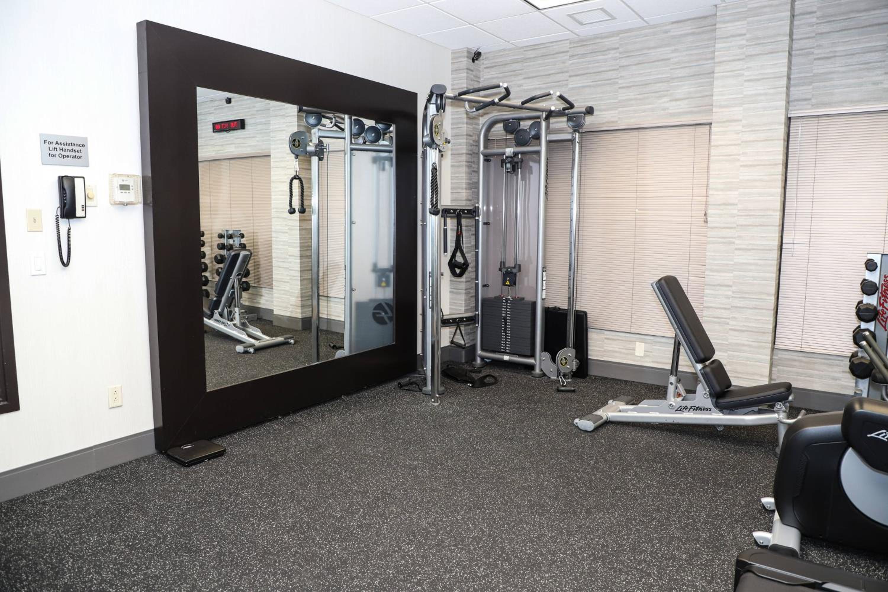 Courtyard by Marriott Toronto Brampton - Property Image 10