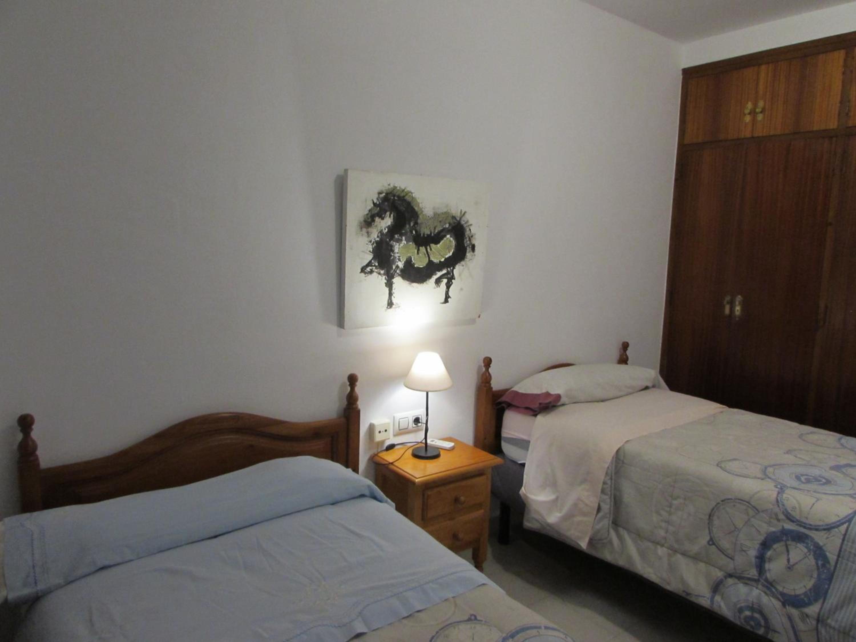 Photo 33