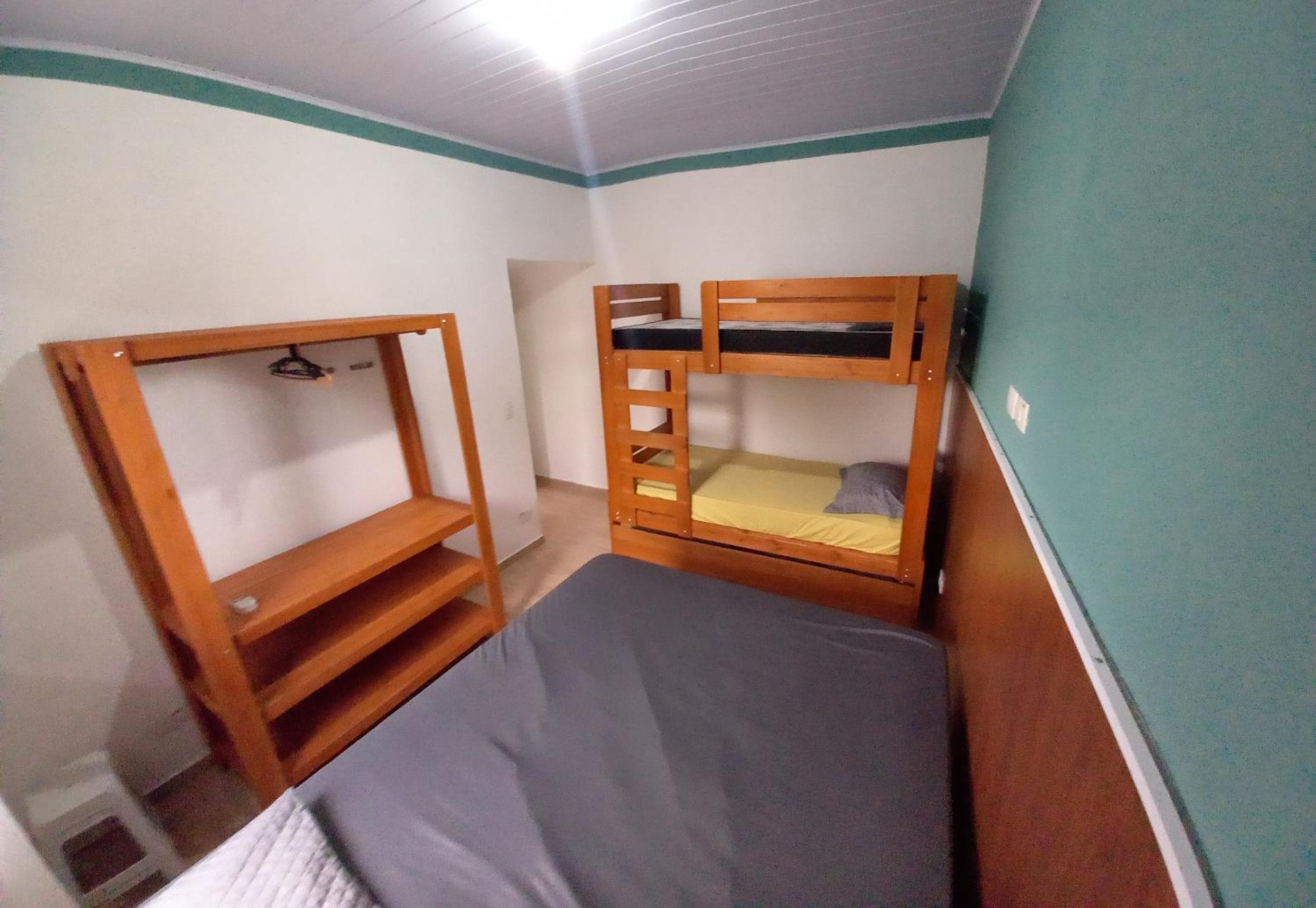 Casa simples e aconchegante em Boracéia Bertioga SP