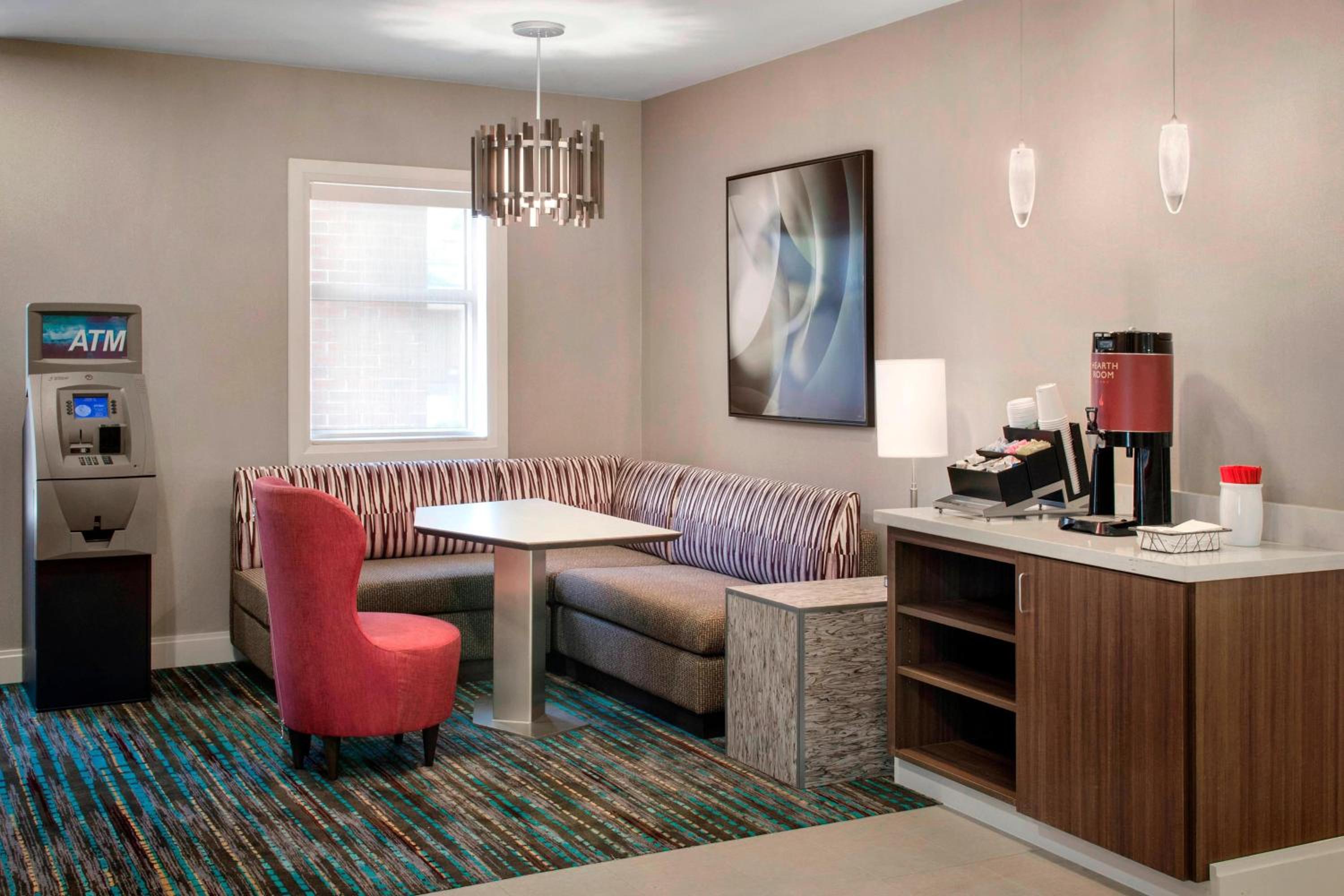 Elizabeth Vacations - Residence Inn by Marriott Newark Elizabeth/Liberty International Airport - Property Image 4