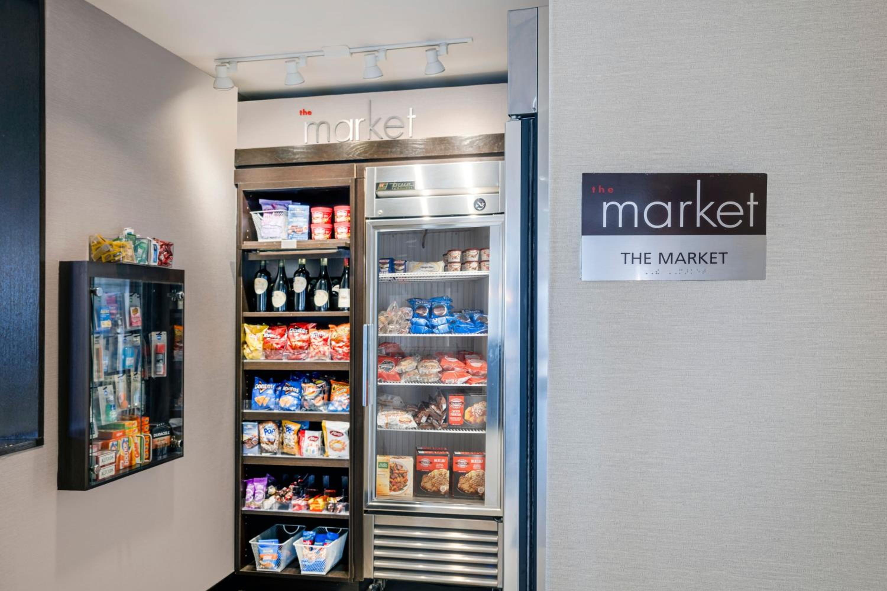 Bloomington Vacations - Residence Inn by Marriott Bloomington - Property Image 14