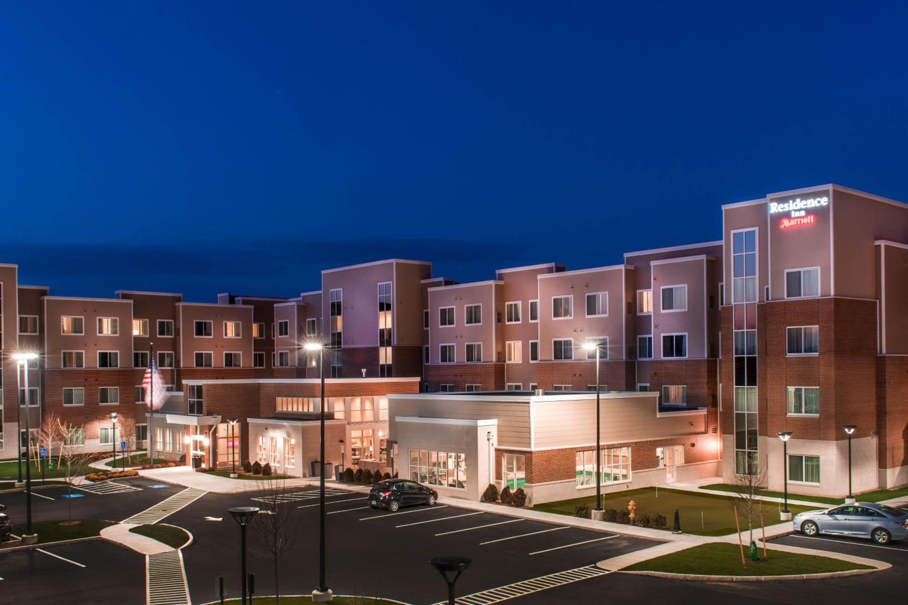 Hotel Residence Inn by Marriott Nashua - Image 1
