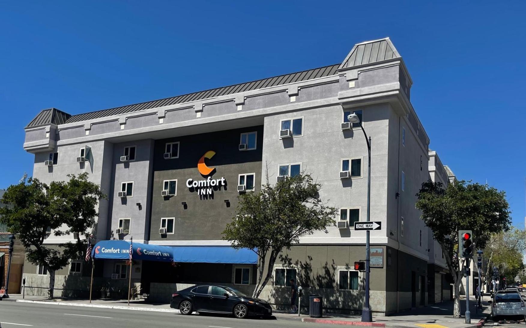 Comfort Inn Gaslamp Convention Center 6