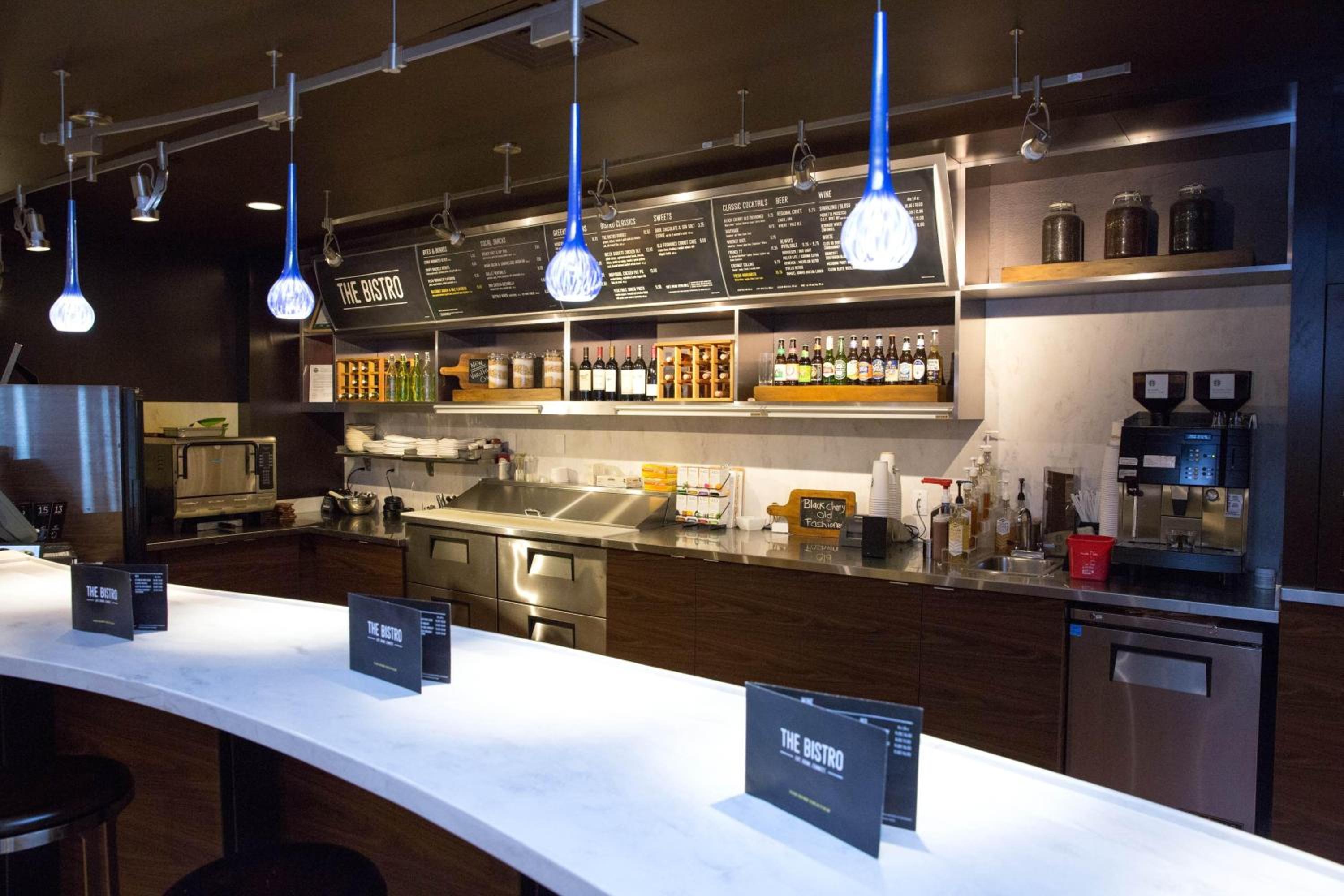 New York City Vacations - Courtyard by Marriott Madison East - Property Image 3