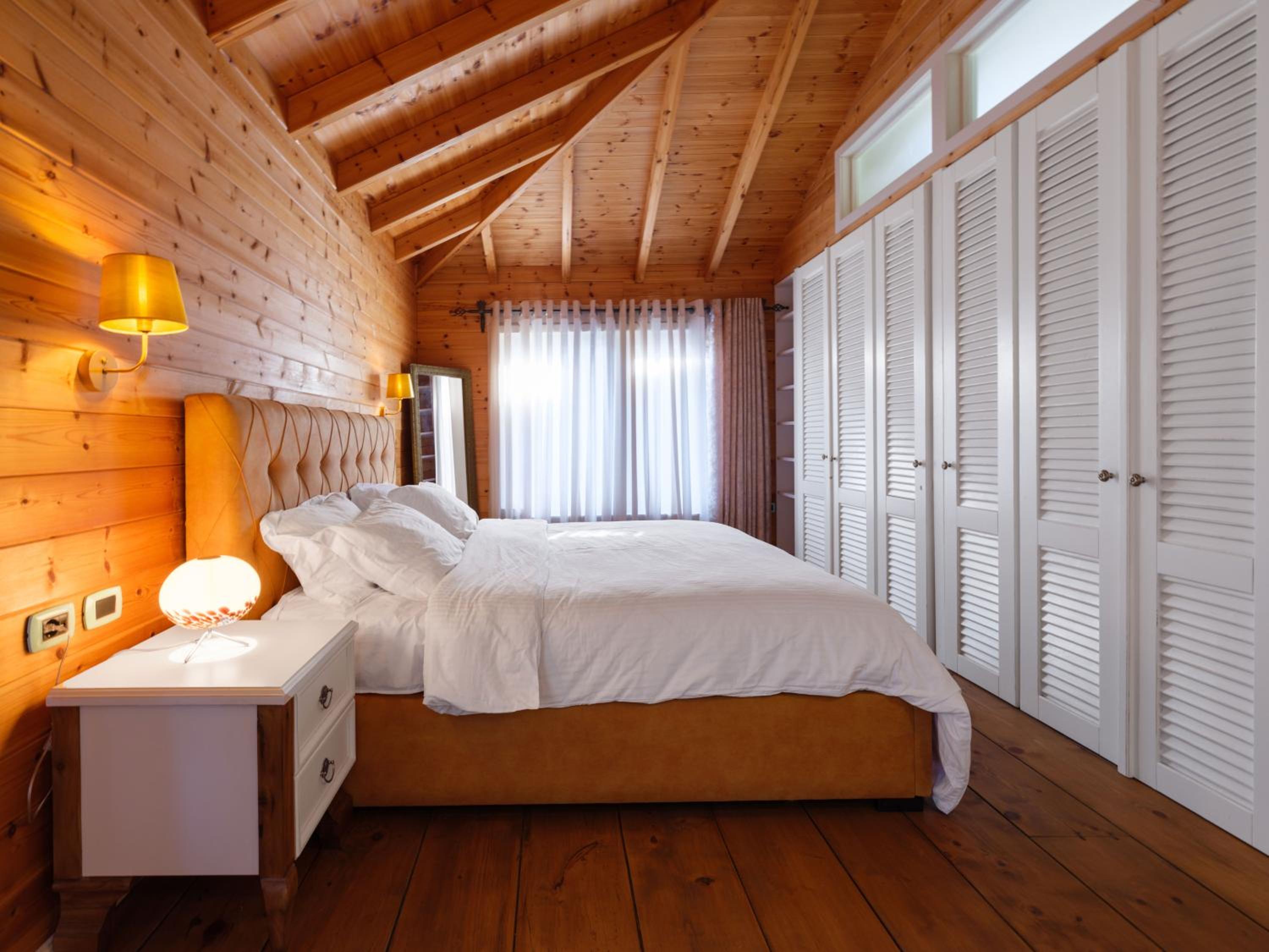 Designer Villa Voskopoje view 3