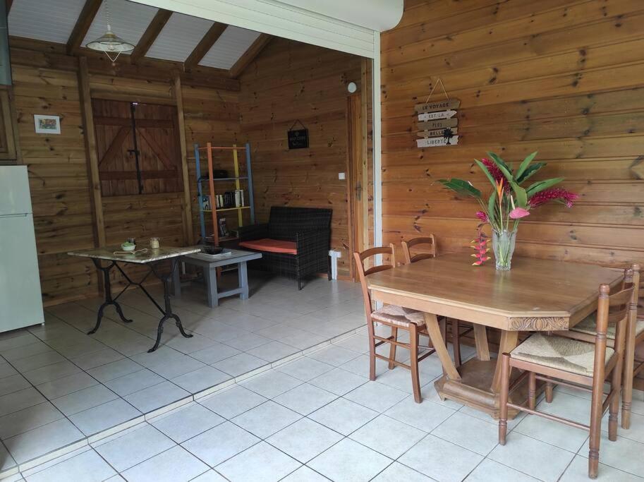 Le tri Haut de Bellevue - Bungalow Manguier view 3