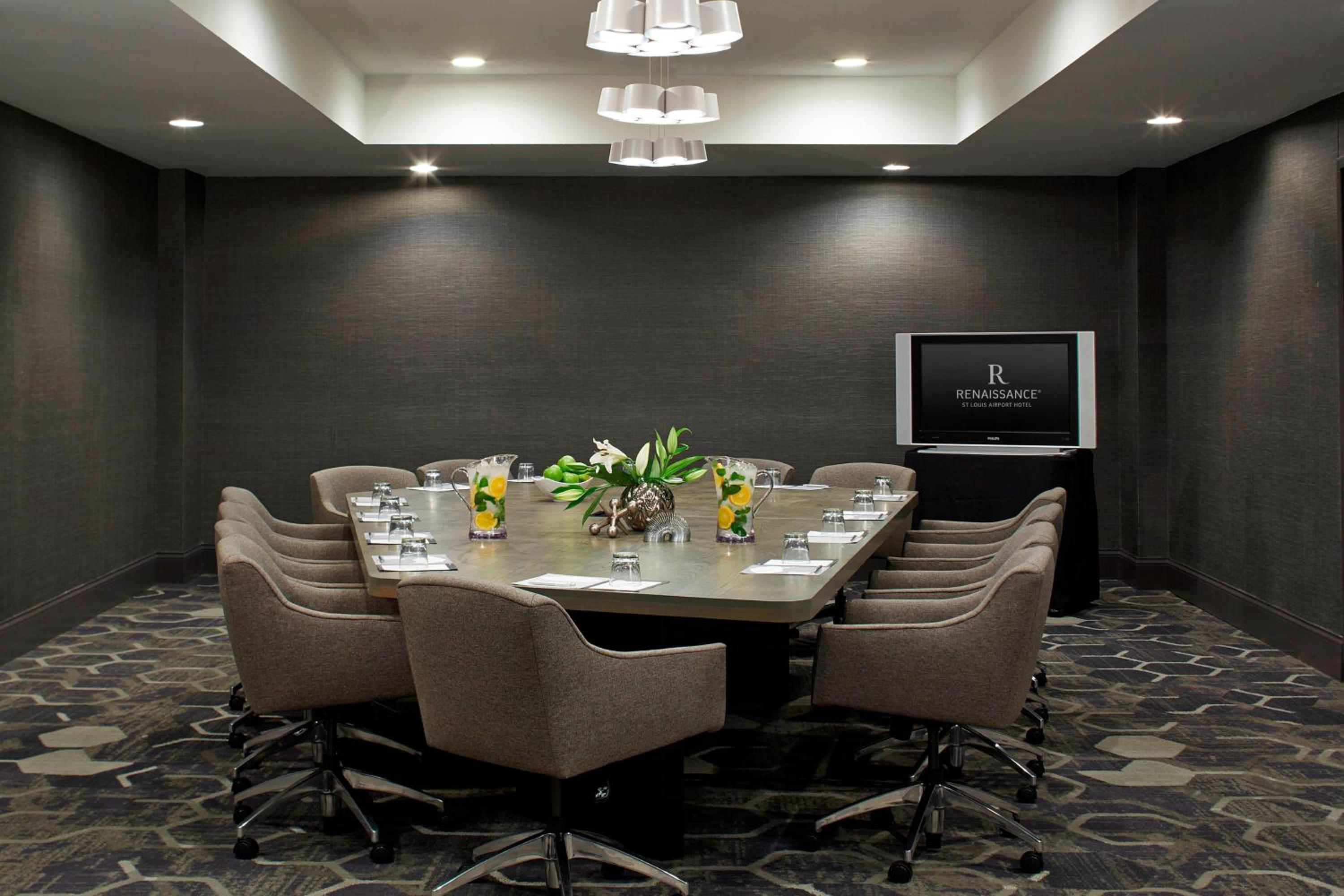 Renaissance St. Louis Airport Hotel - Property Image 3