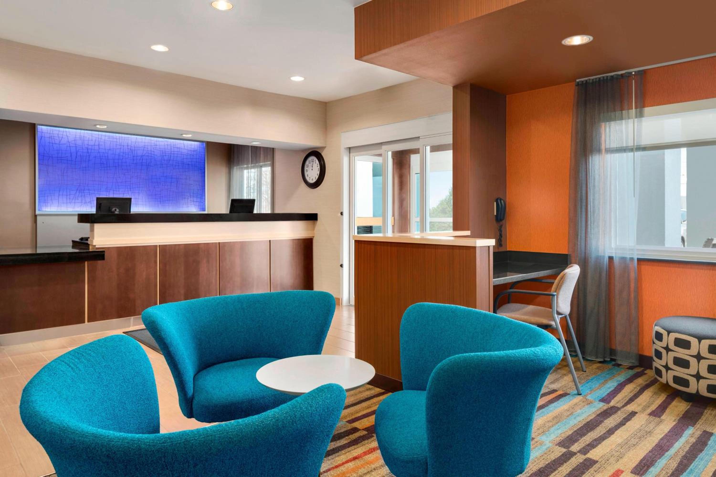 Lima Vacations - Fairfield Inn  Suites Lima - Property Image 3