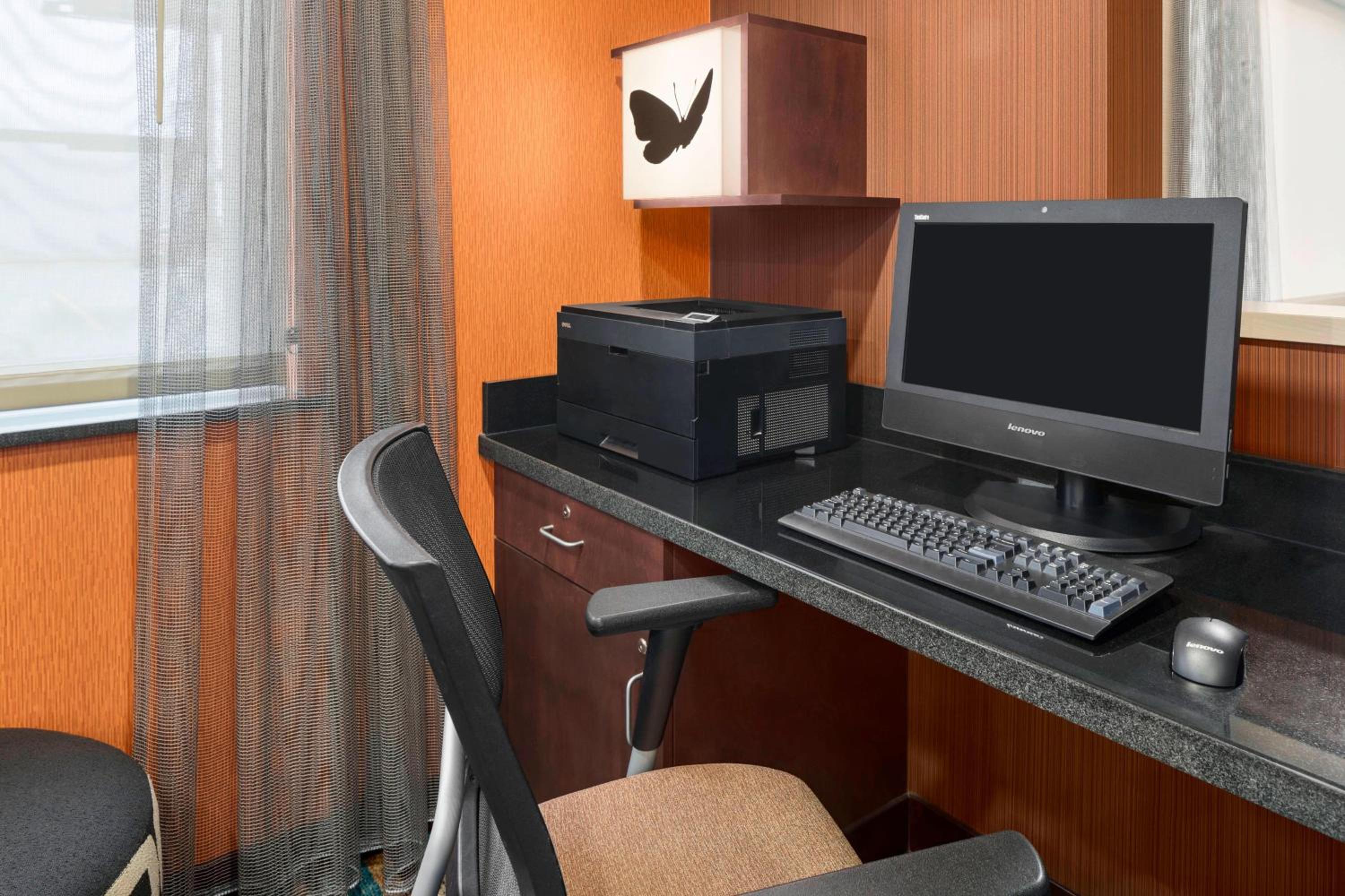 Lima Vacations - Fairfield Inn  Suites Lima - Property Image 11