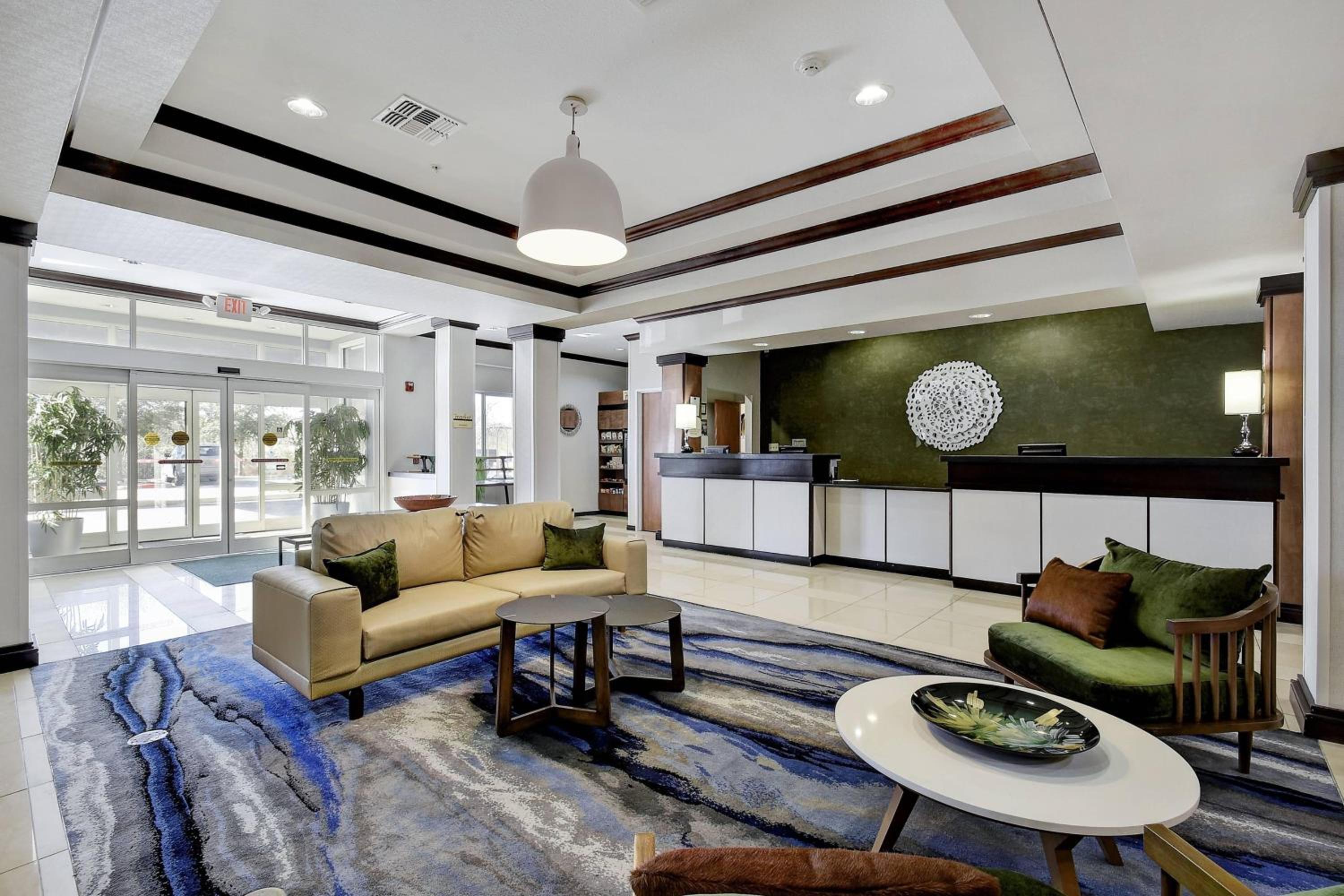 San Antonio Vacations - Fairfield Inn and Suites by Marriott San Antonio Boerne - Property Image 2