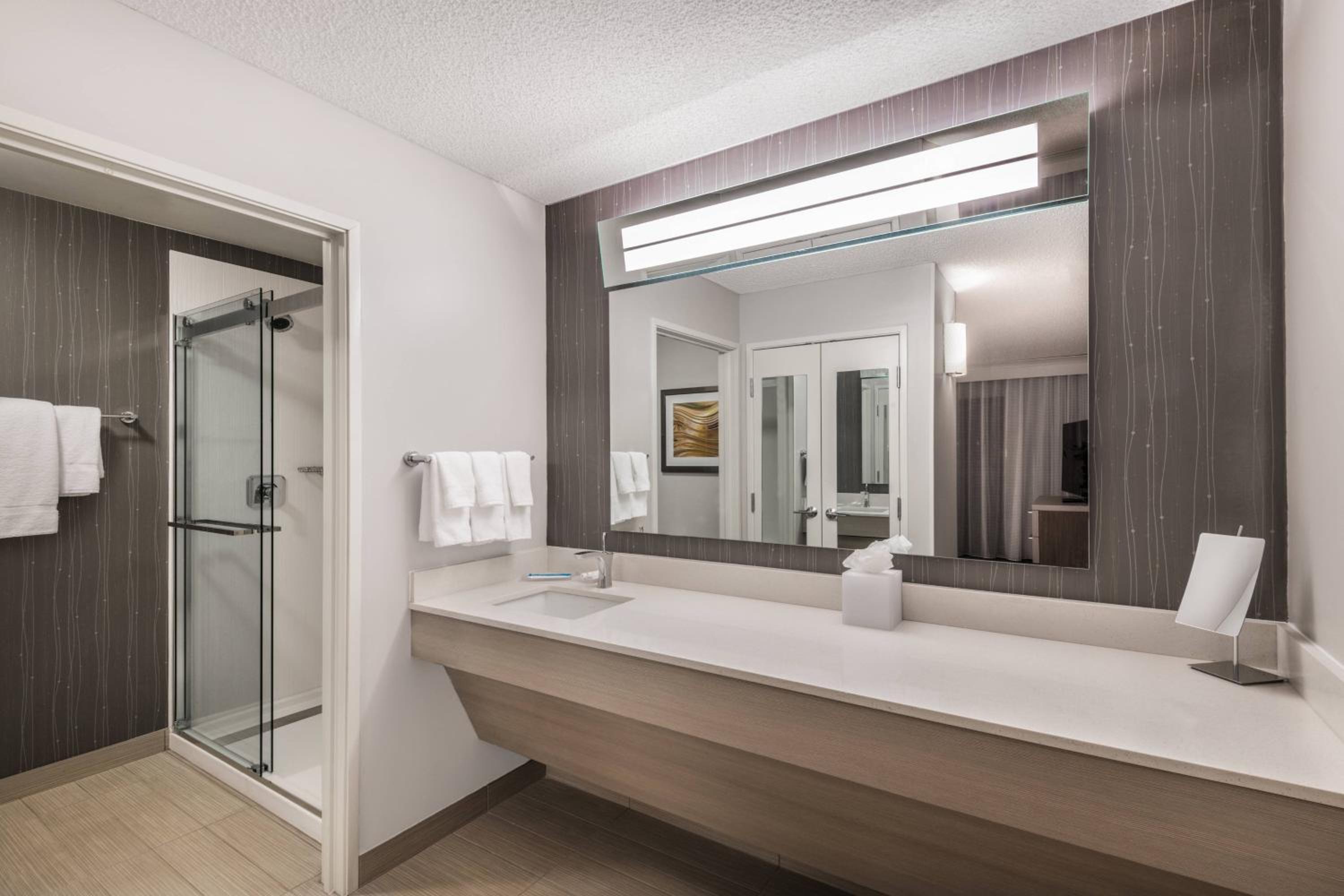 Reno Vacations - Courtyard by Marriott Reno - Property Image 4