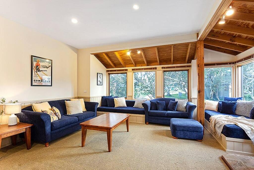 HAY SHED Chalet, alpine-getaways