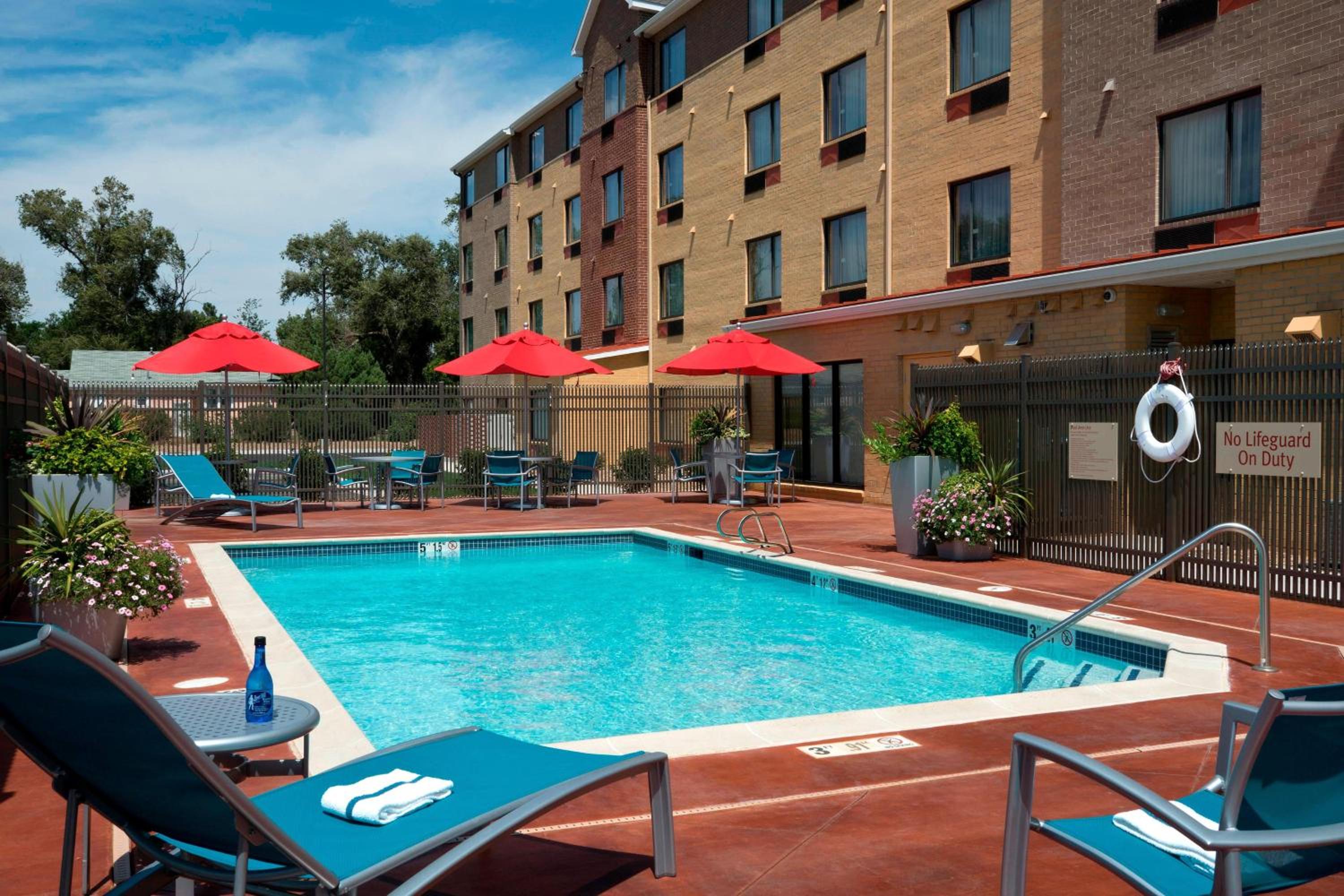 Garden City Vacations - TownePlace Suites by Marriott Garden City - Property Image 5