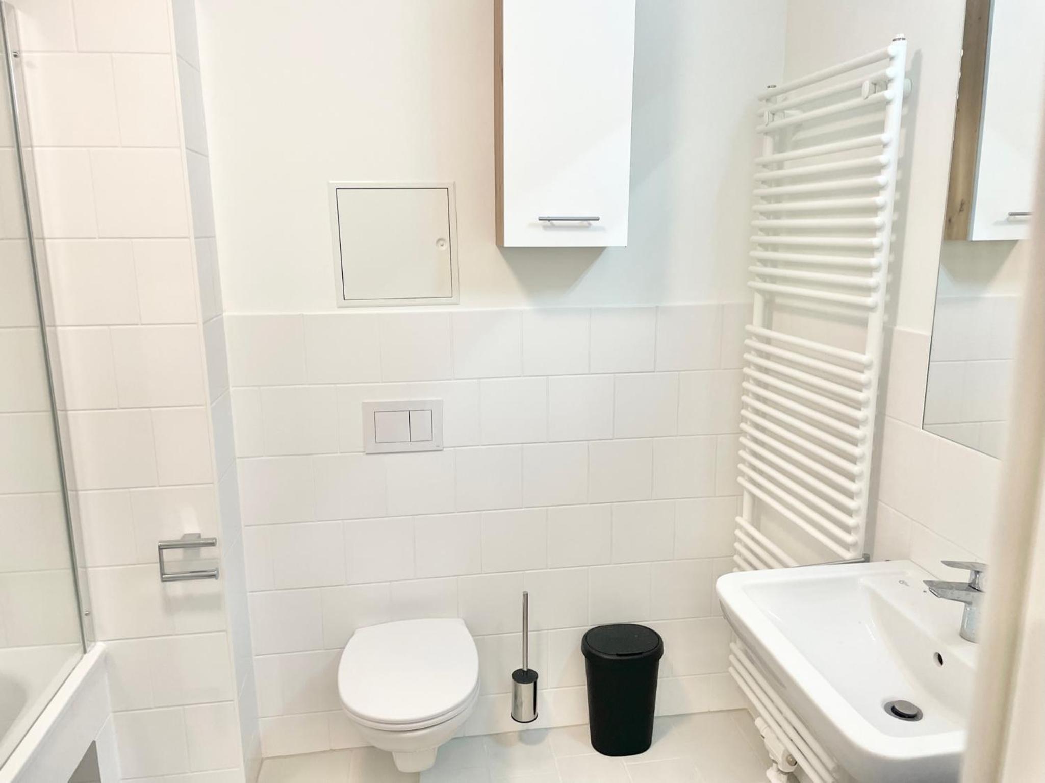 Central 55m2 Flat With Balcony & Parking
