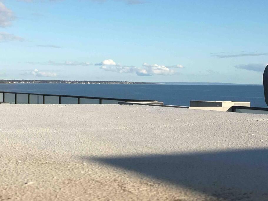 PORT MELBOURNE - A stay at the Bay