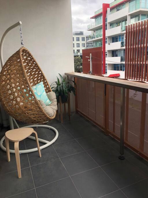PORT MELBOURNE - A stay at the Bay