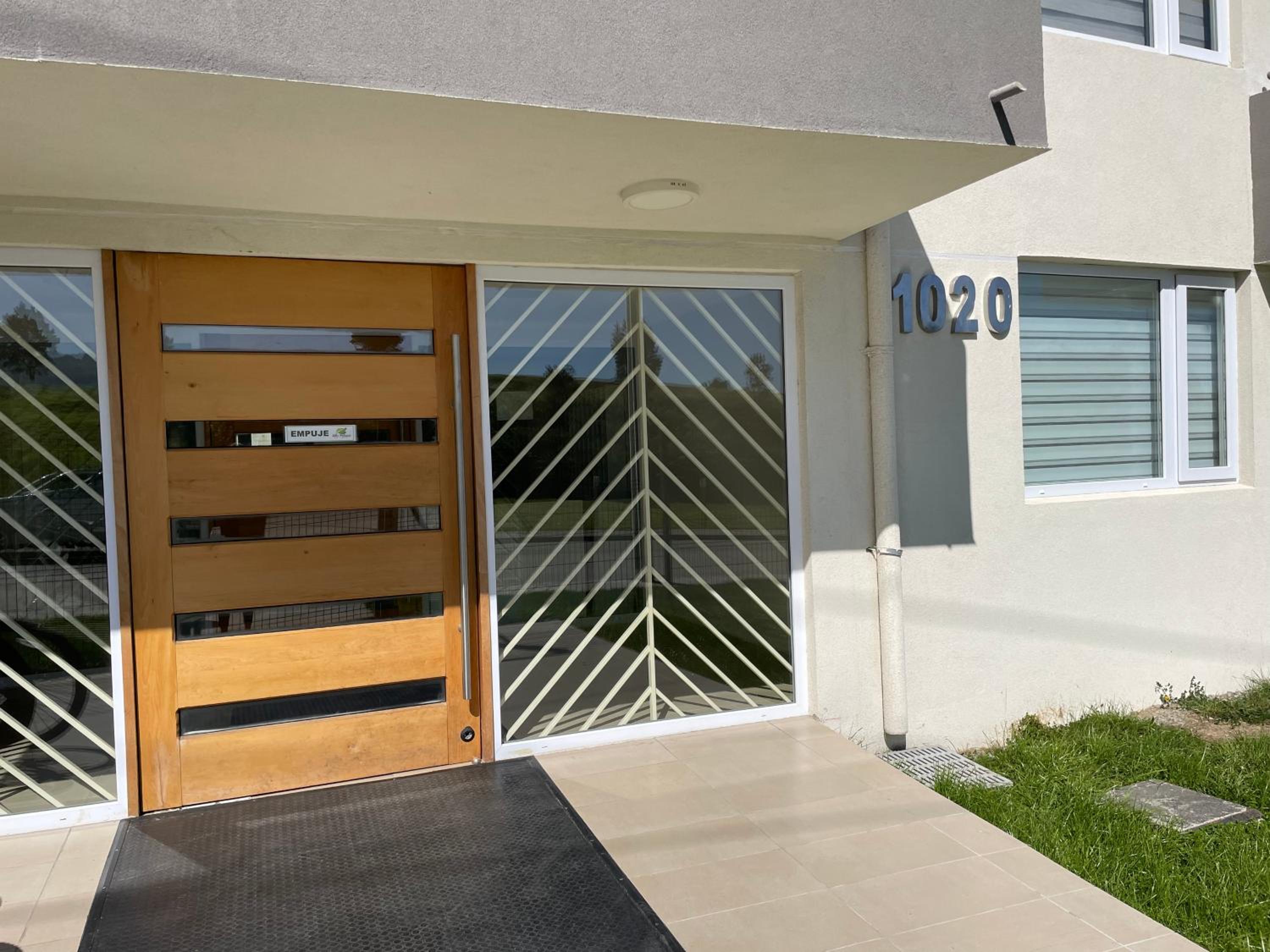 Departamento en Pelluco Alto, sector tranquilo y confortable con estacionamiento privado