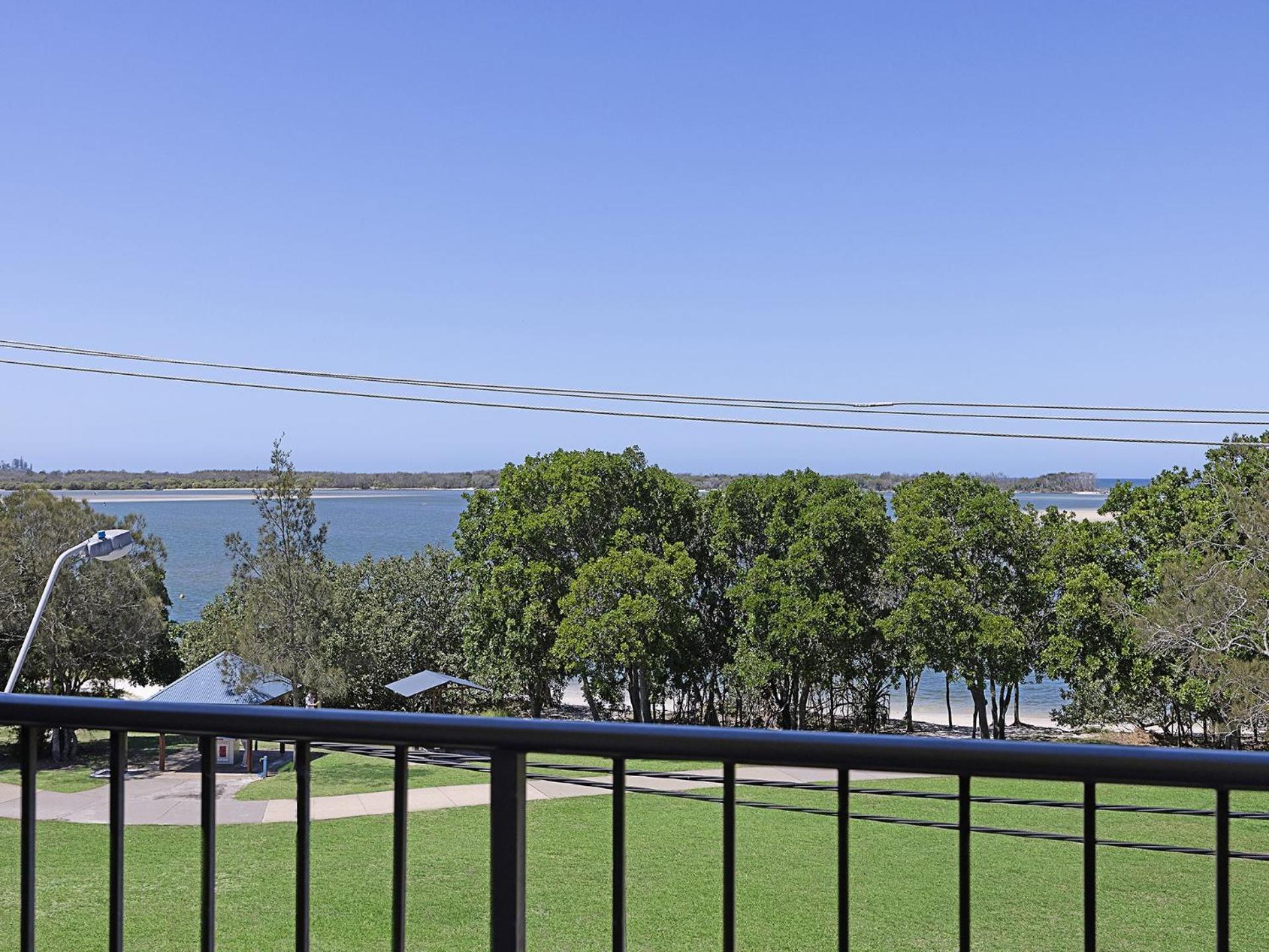 Clayton Garden Unit 5 Golden Beach