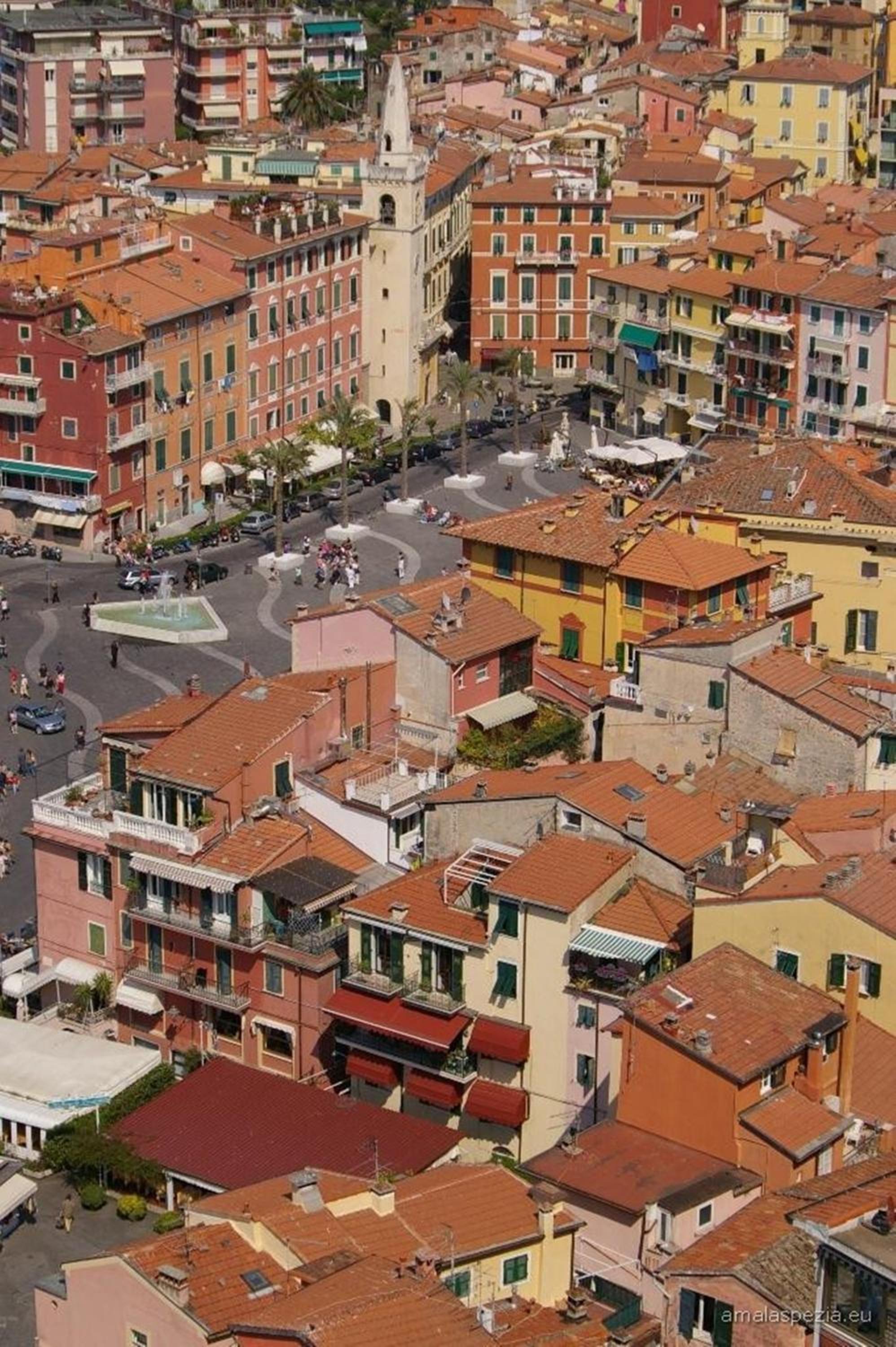 Golfo Dei Poeti Apartment view 2