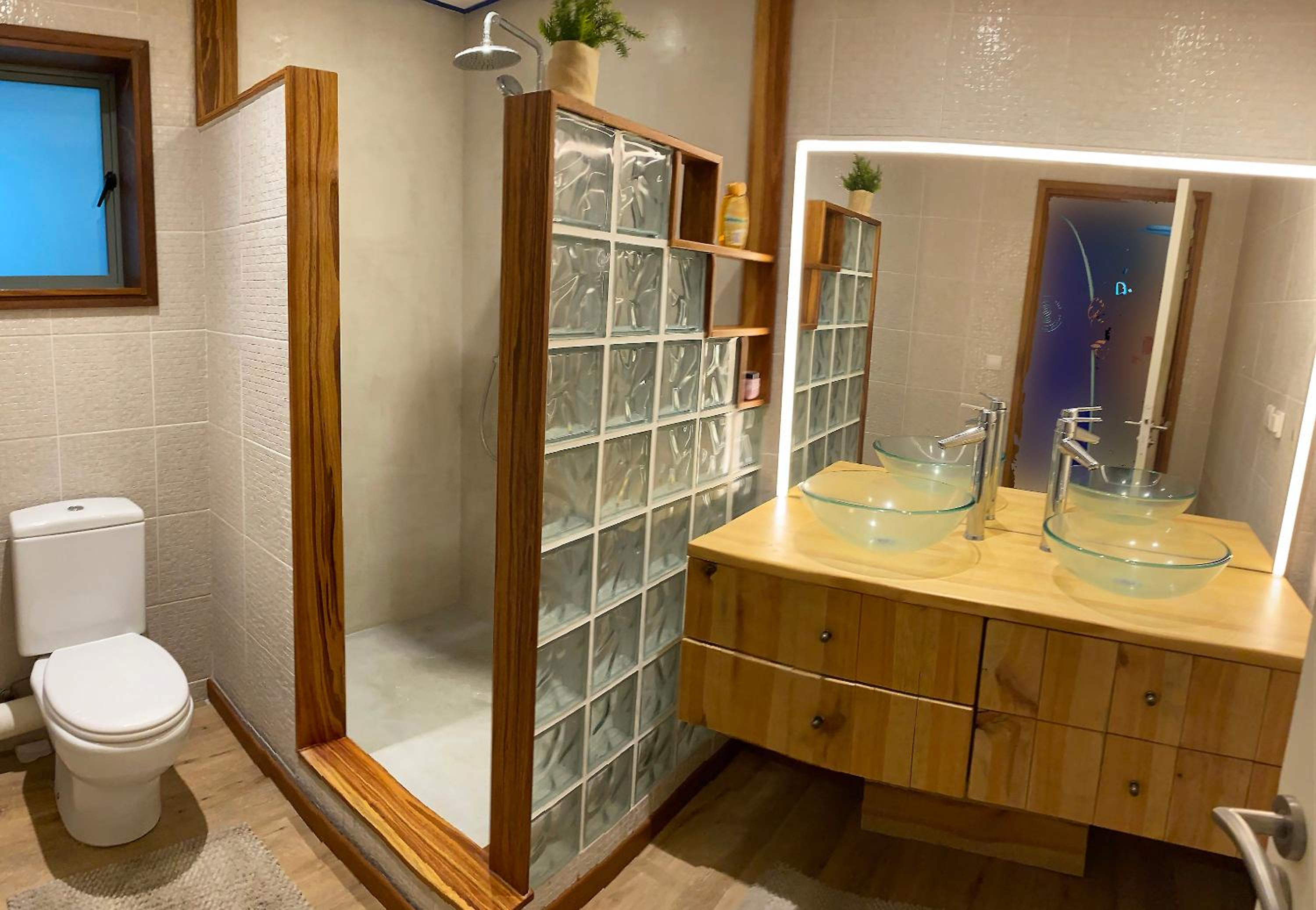 Photo 9