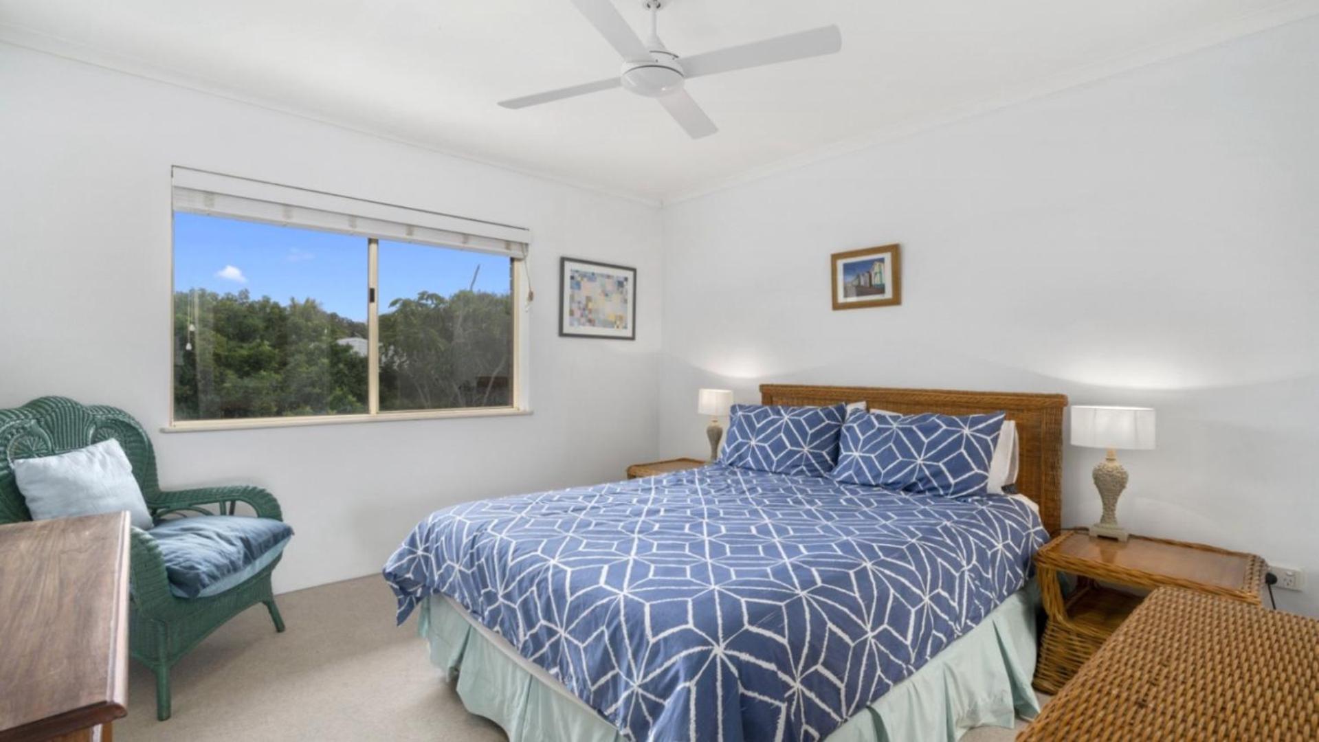 Top Floor Beachfront Apartment