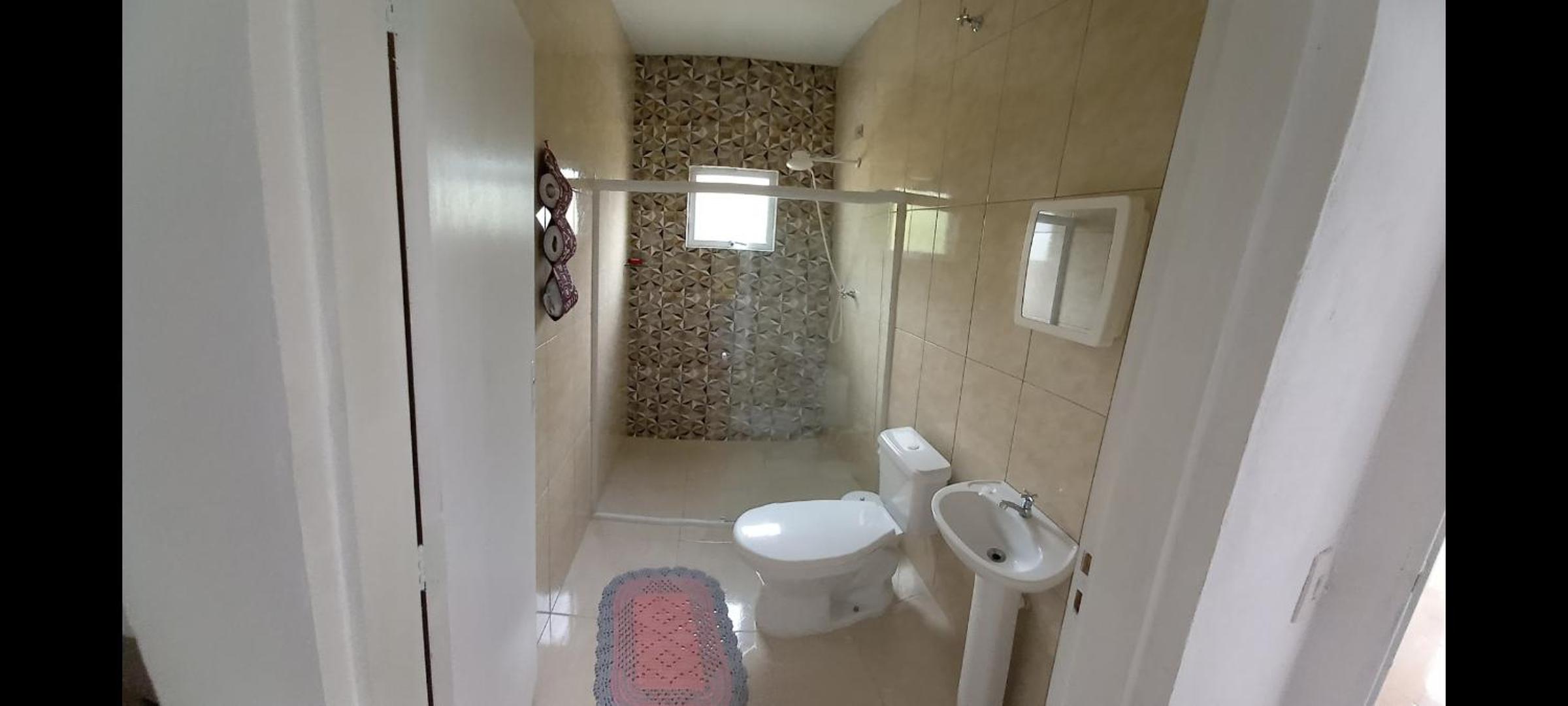 Casa simples e aconchegante em Boracéia Bertioga SP