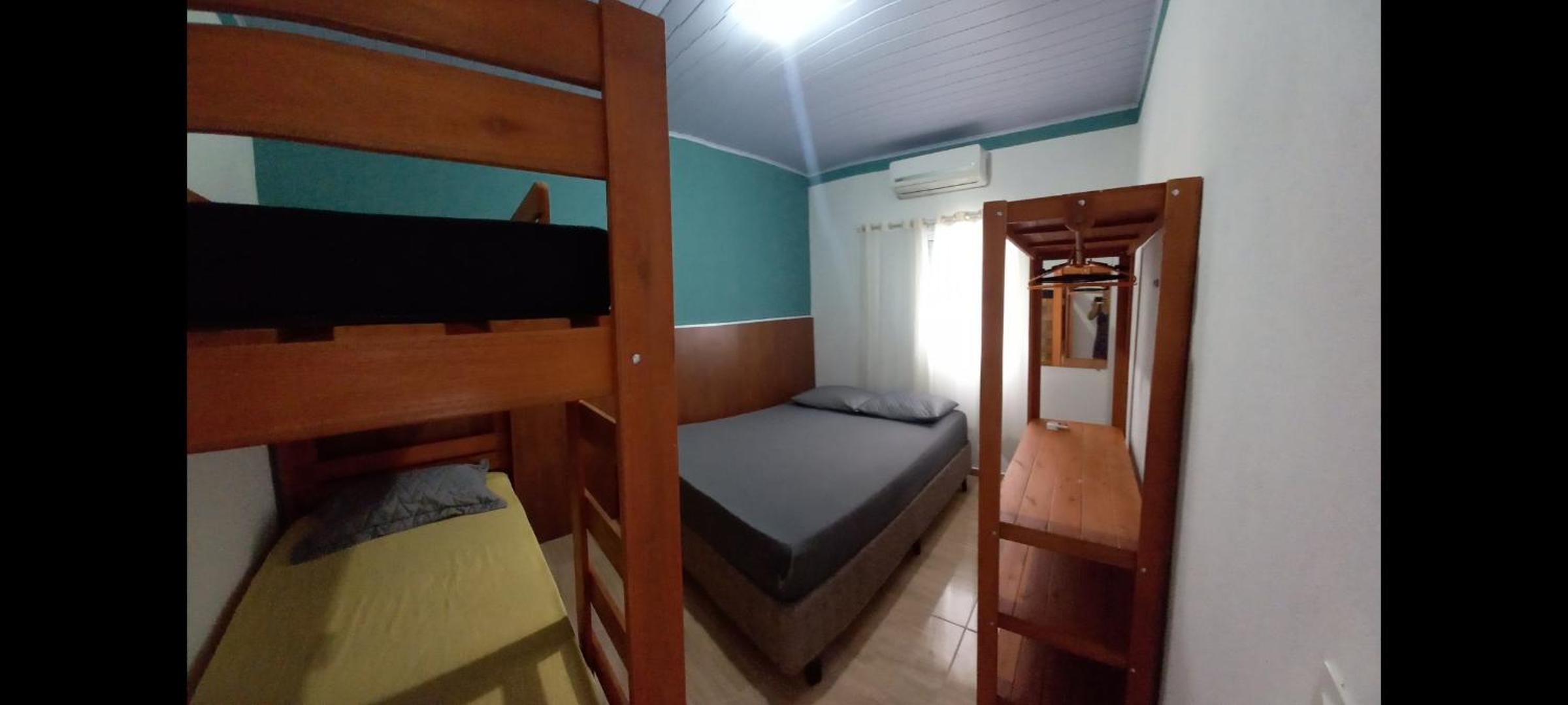 Casa simples e aconchegante em Boracéia Bertioga SP
