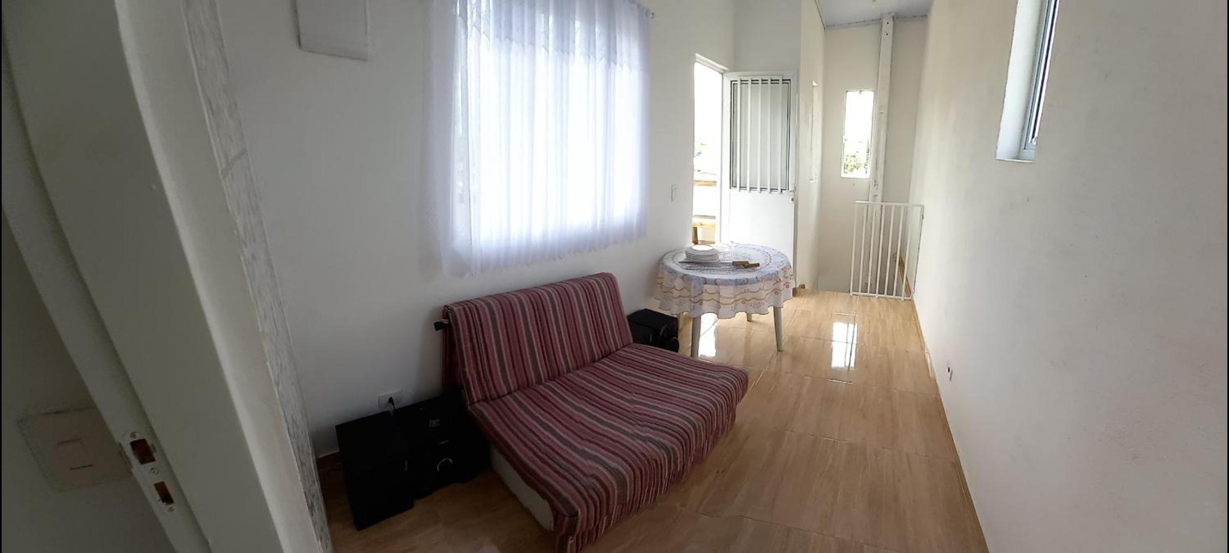 Casa simples e aconchegante em Boracéia Bertioga SP