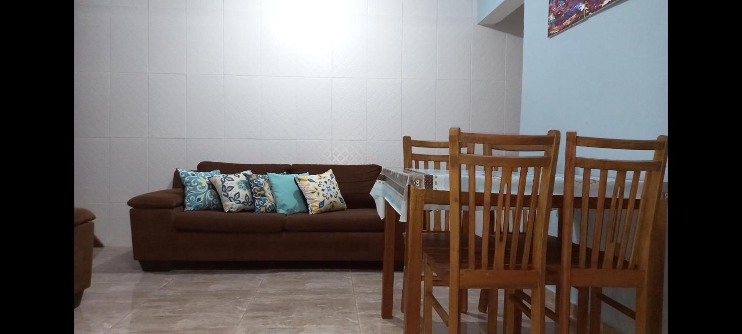 Casa simples e aconchegante em Boracéia Bertioga SP