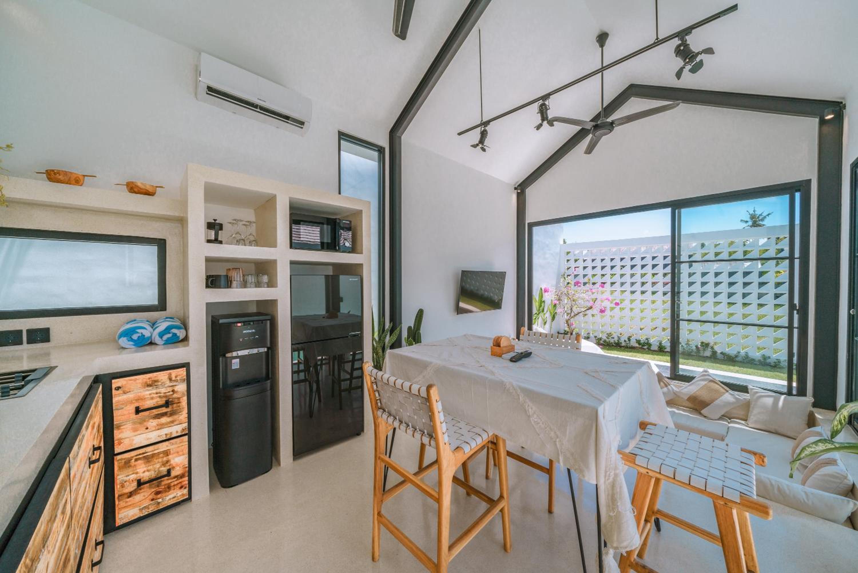 Villa Cha Cha: Stylish 1 BR Villa in Pererenan view 3