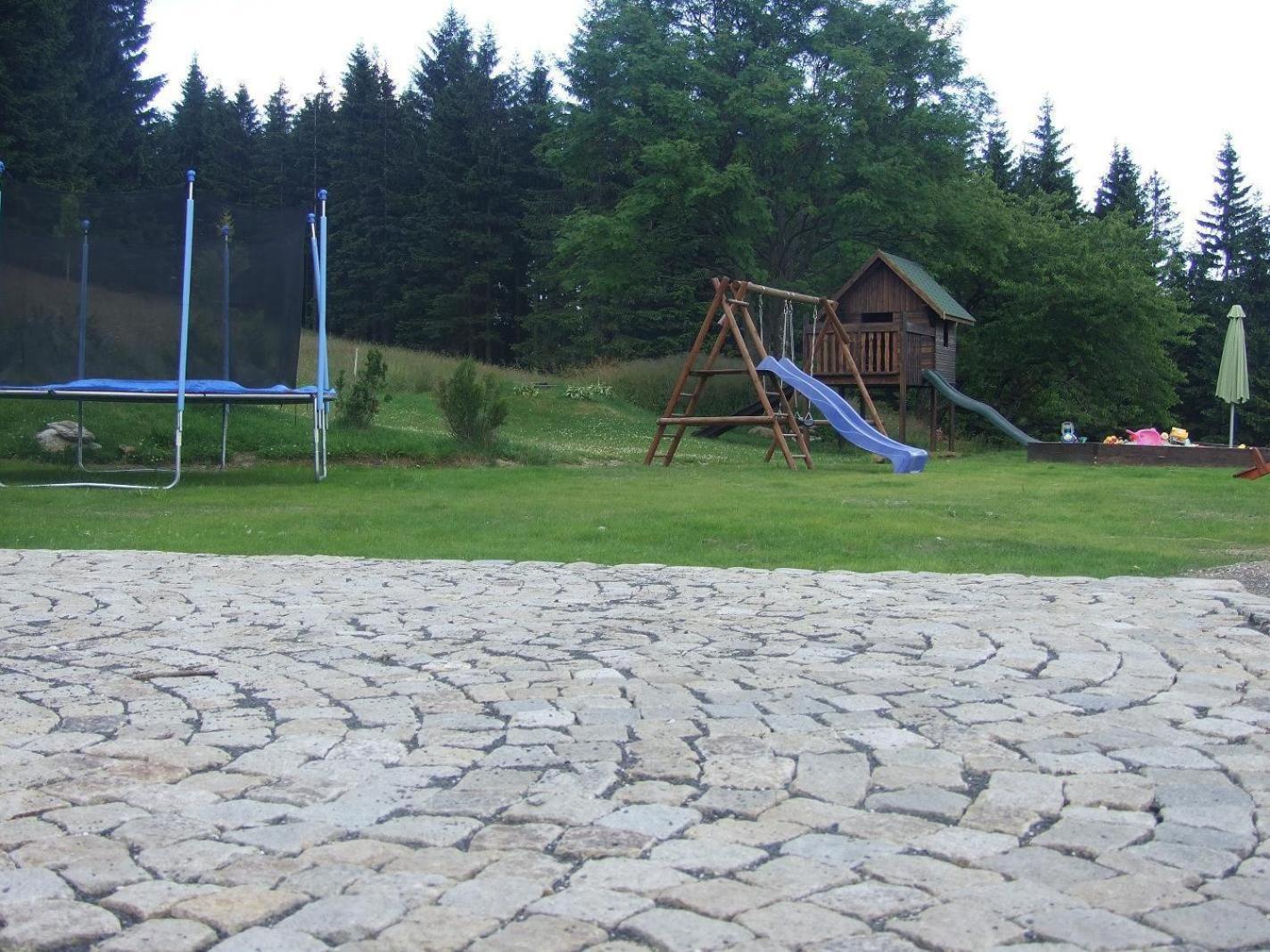 Photo 100