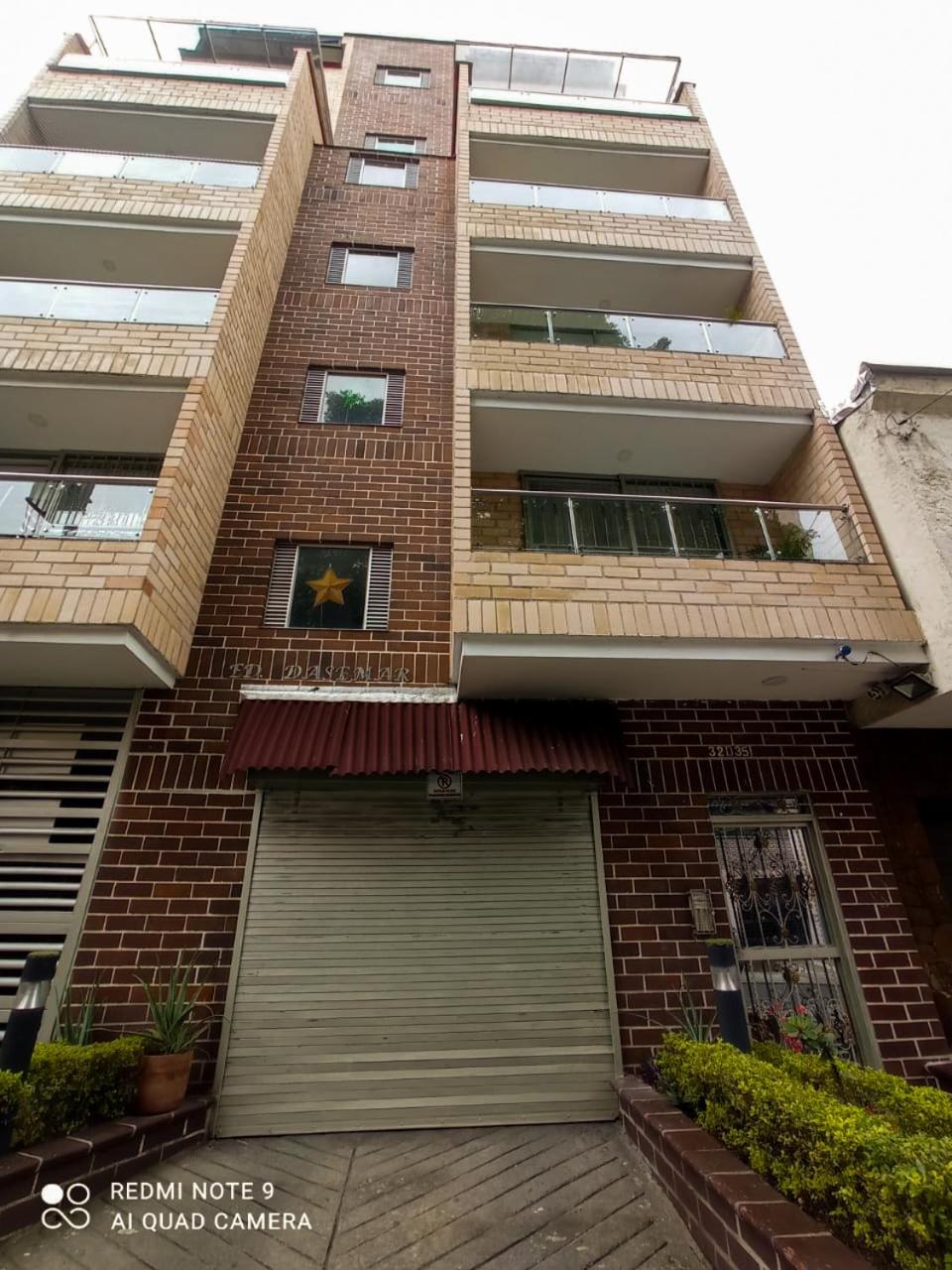 Apartamento en Laureles con Excelente Ubicación