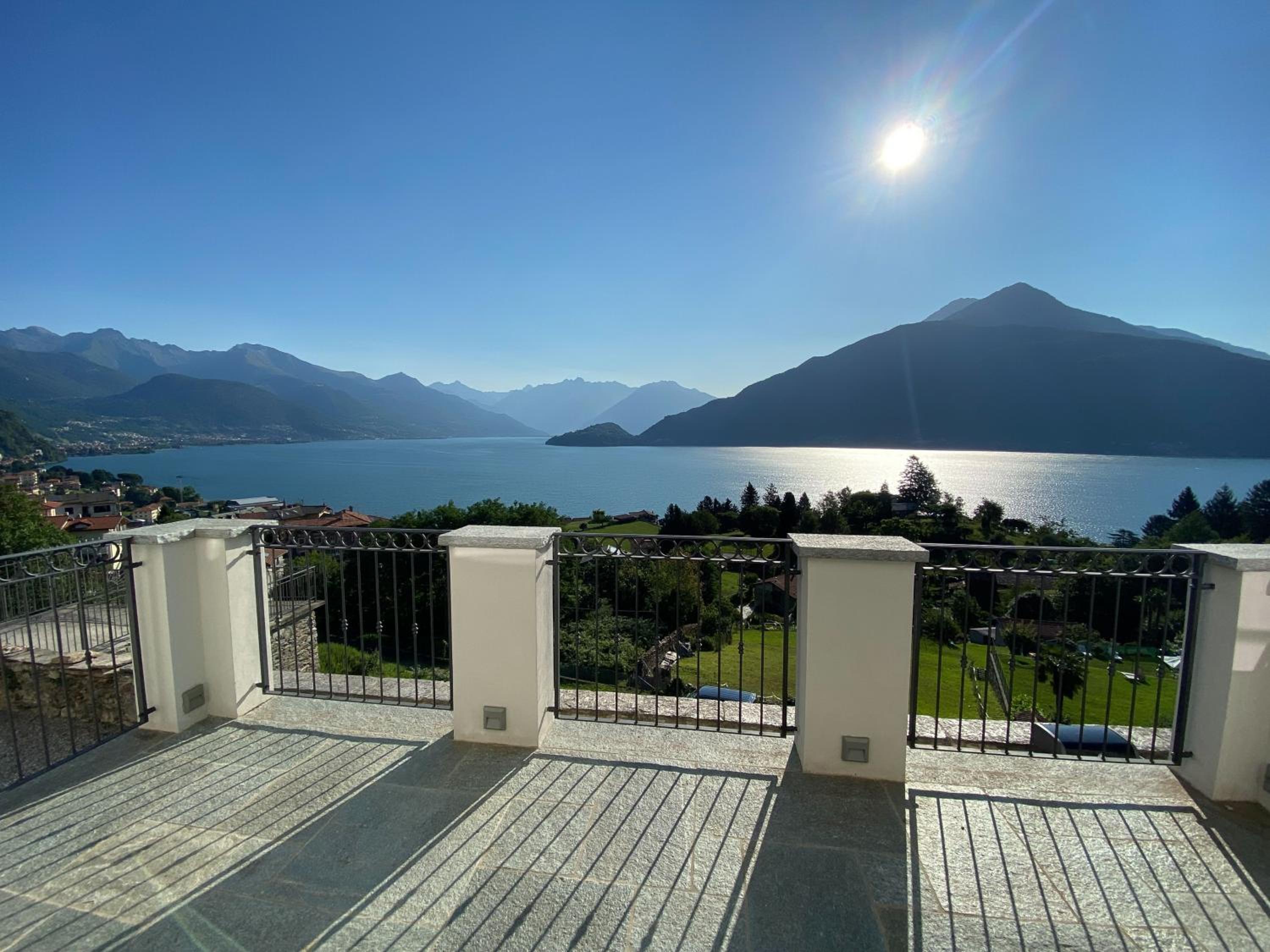 Villa Perpenti - Pianello del Lario by LoveComo