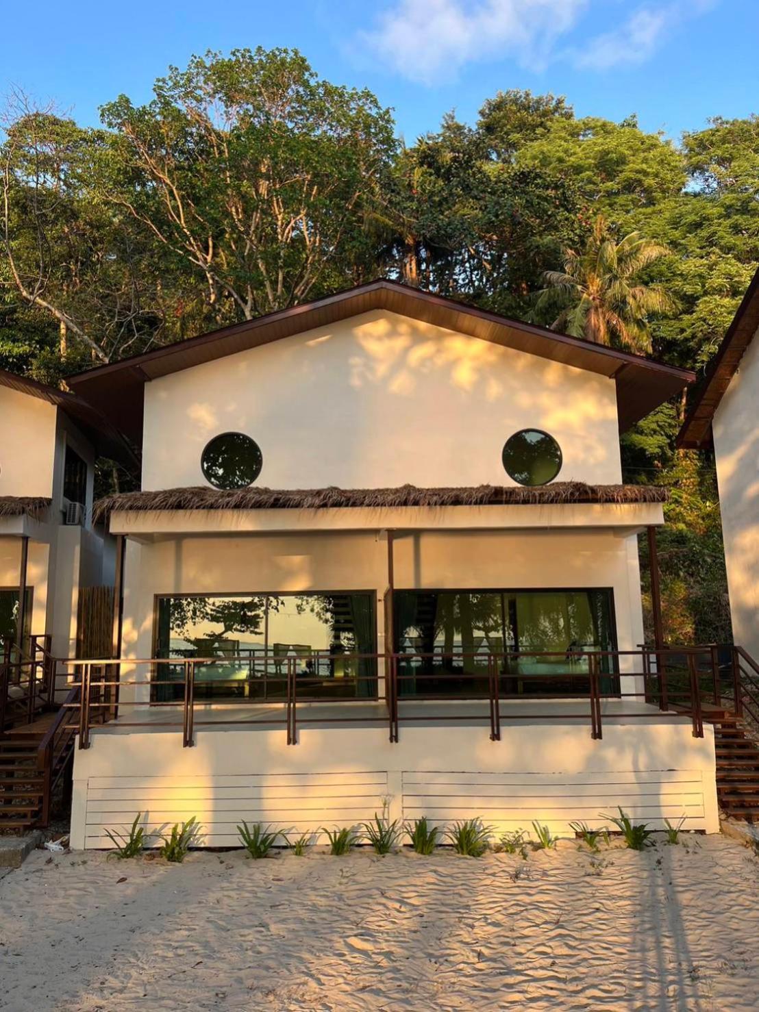 Siam Beach Resort