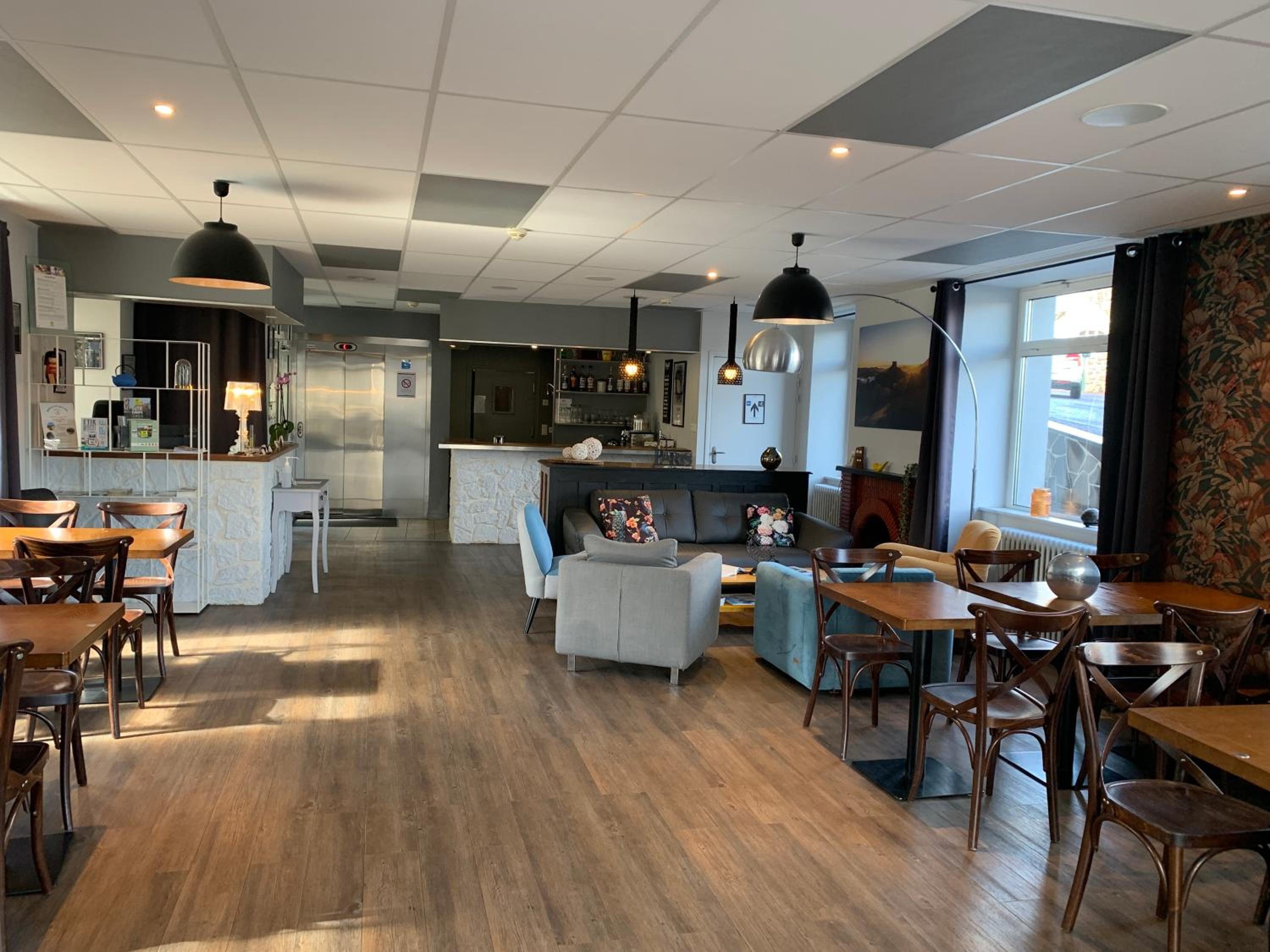 restaurant