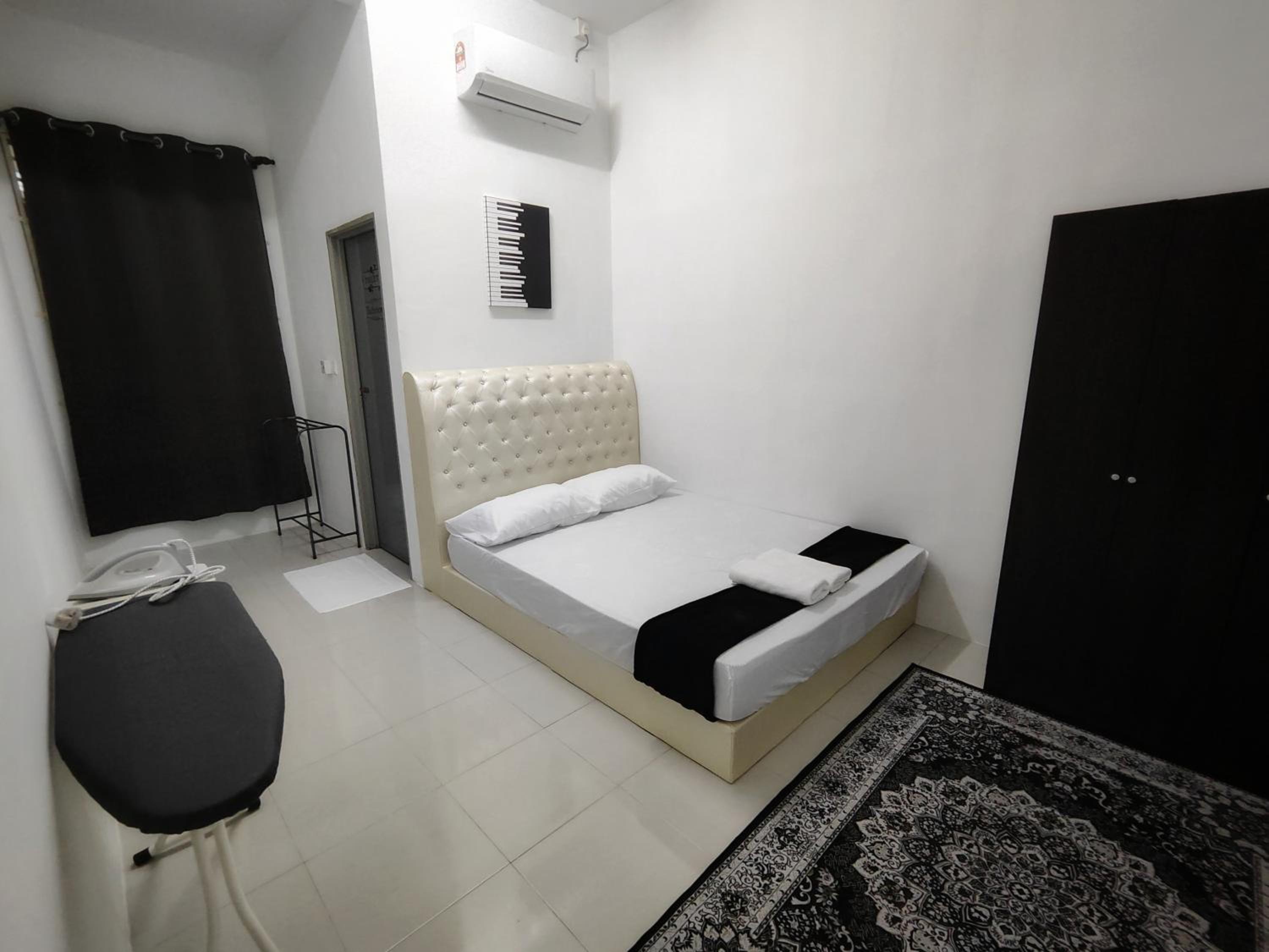 Homestay Temerloh Near Hospital 4Bedroom 4Air-cond 10pax Free Wi-Fi Netflix photo 3