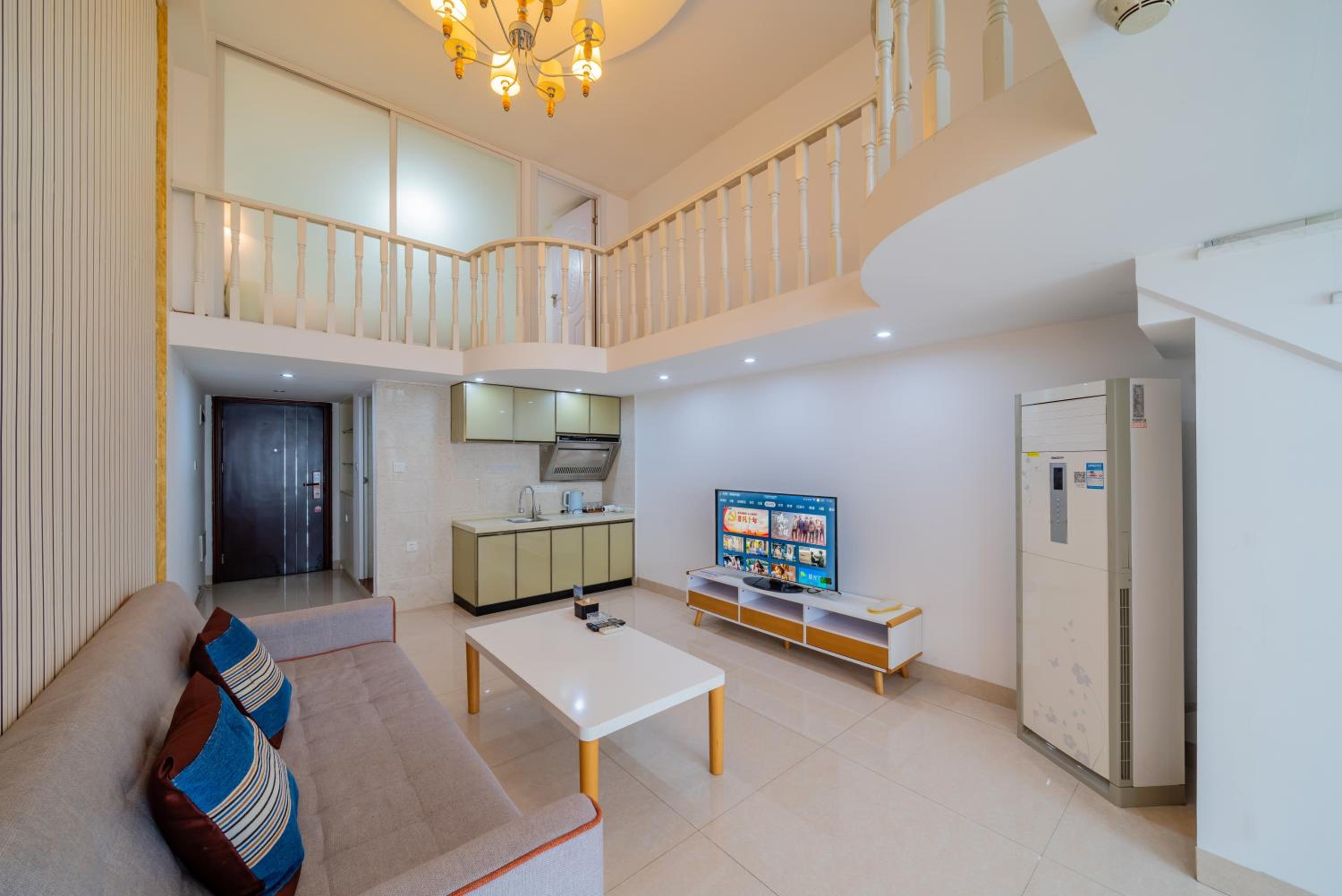 April Fair Duplex Apartment Guagnzhou South Railway Station Min Jie Branch