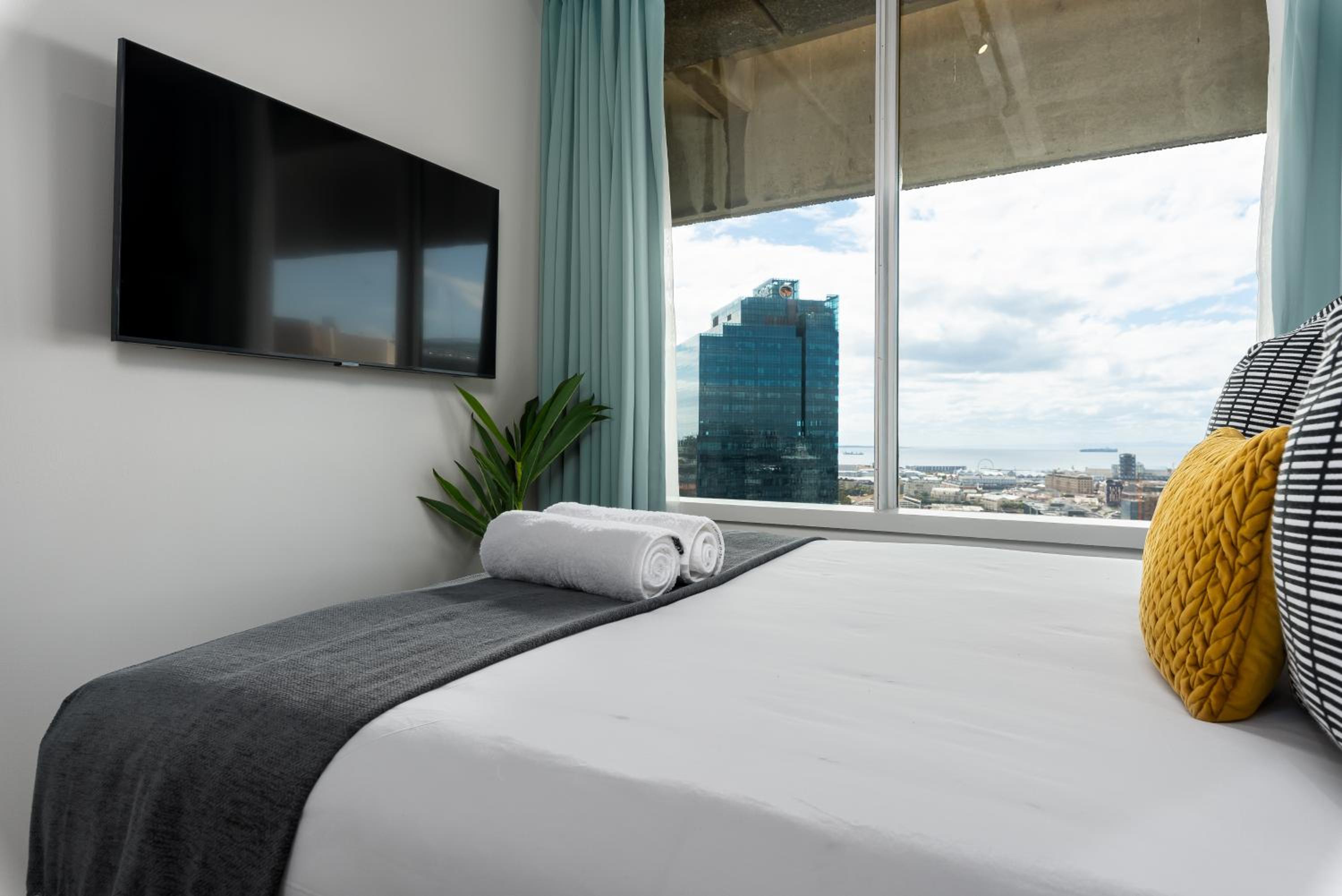 One Thibault Luxury Apartments