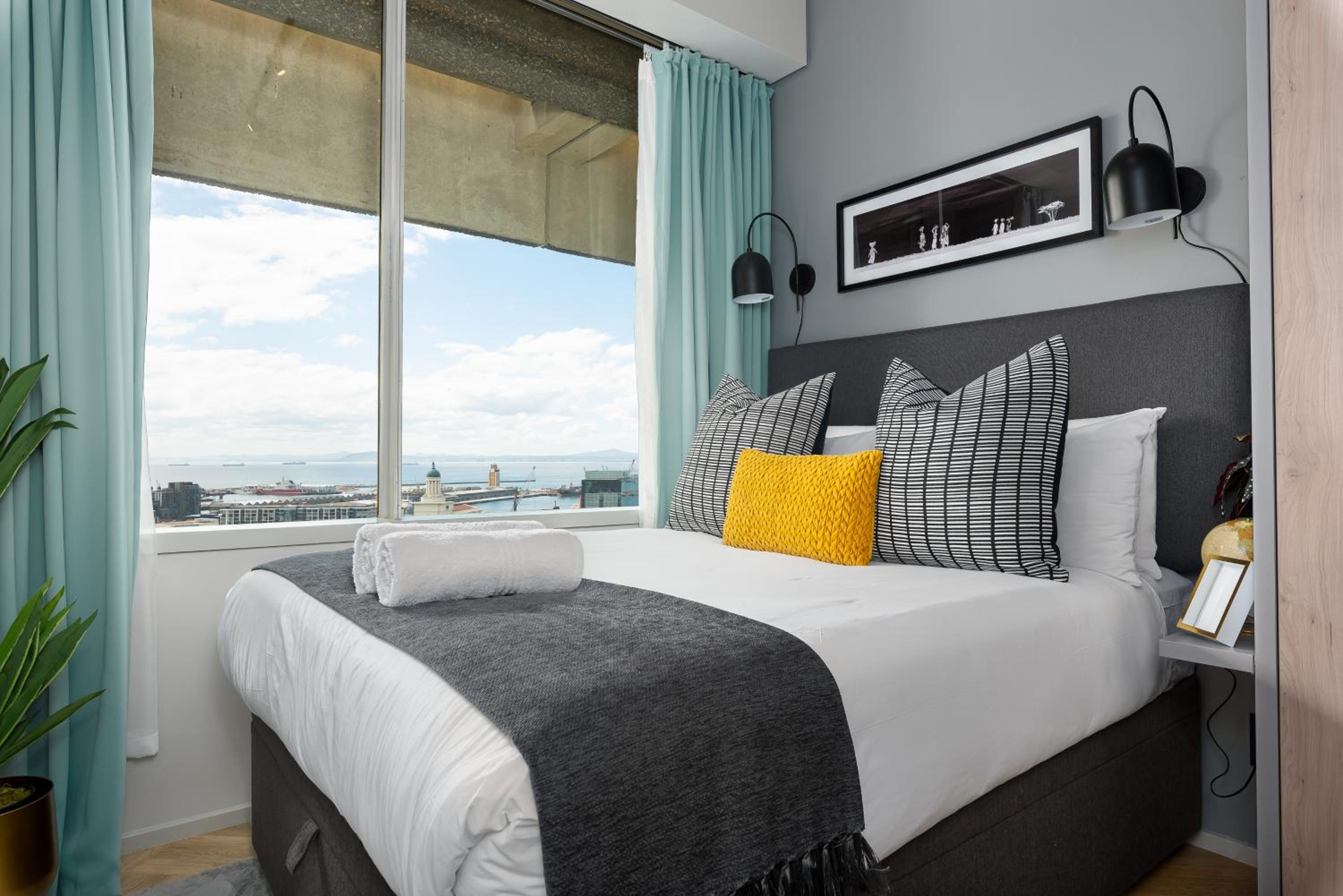 One Thibault Luxury Apartments