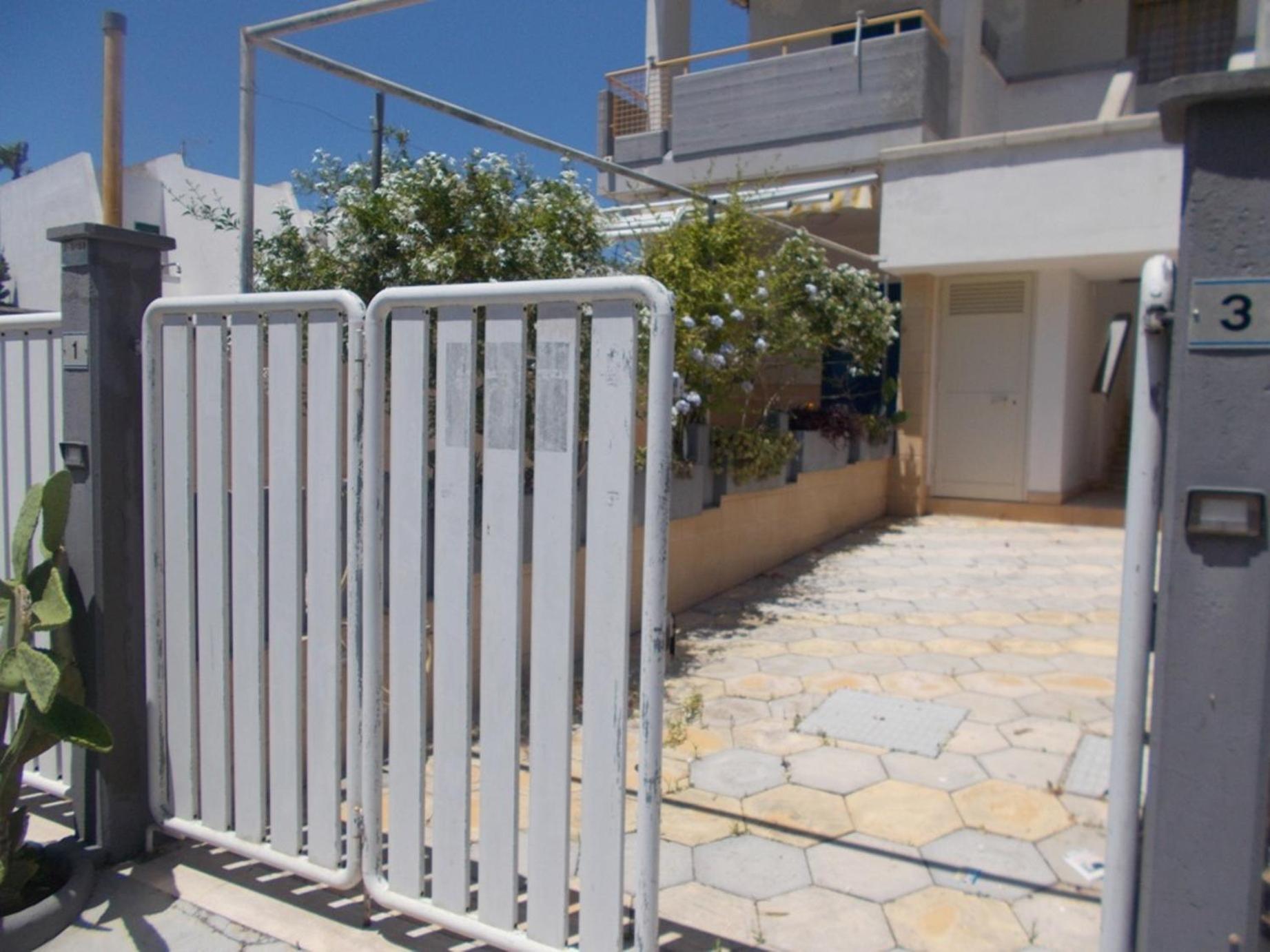 Appartamento Eucalpti Baia Verde By Nonsolomare Case Vacanze srlu view 4