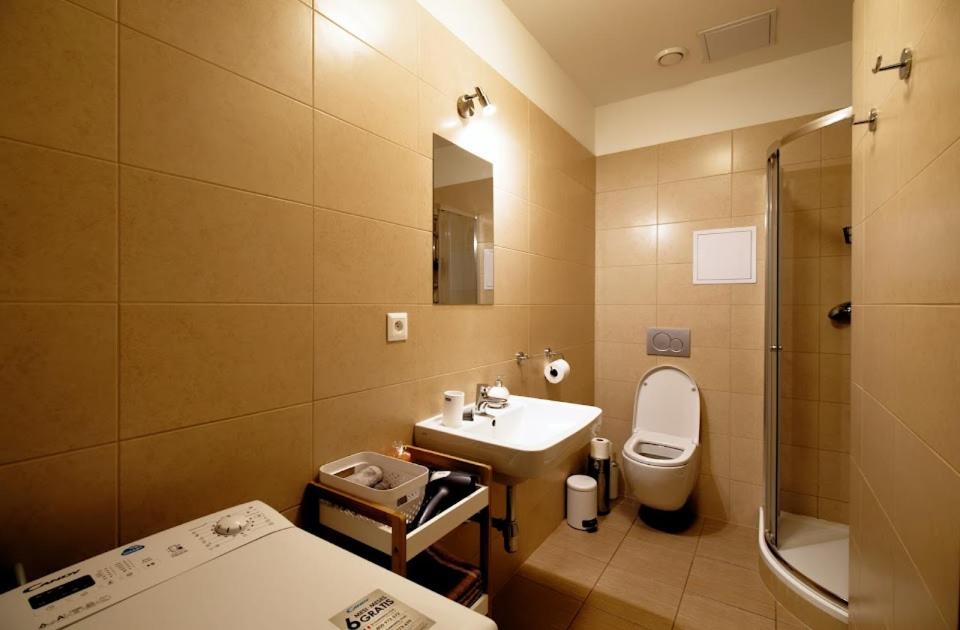 Snajder Apartment, 15min to Old Centre, Self-check in, Free Wifi
